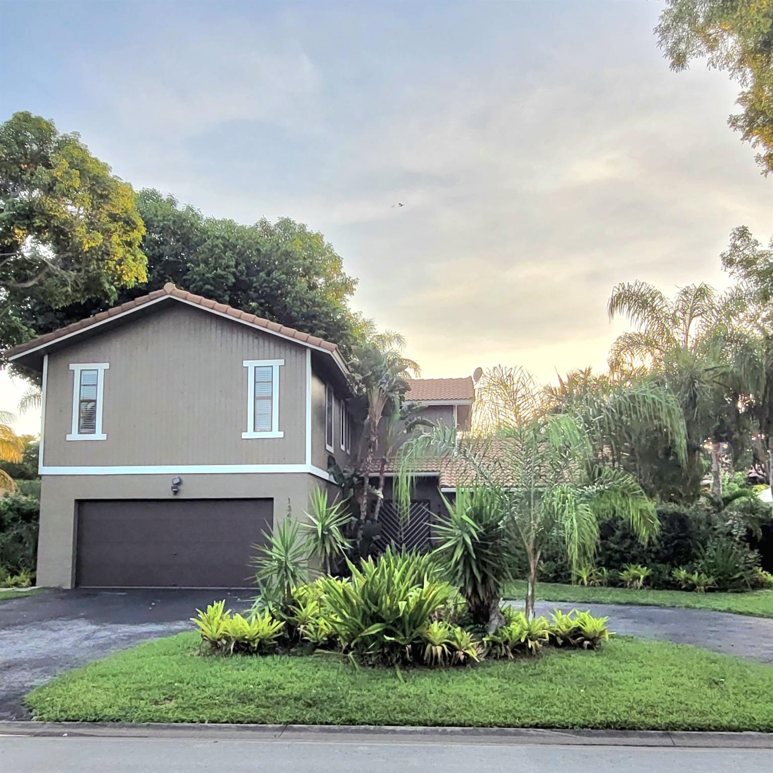 1348 Nw 113th Ter Coral Springs FL 33071 | F10459769