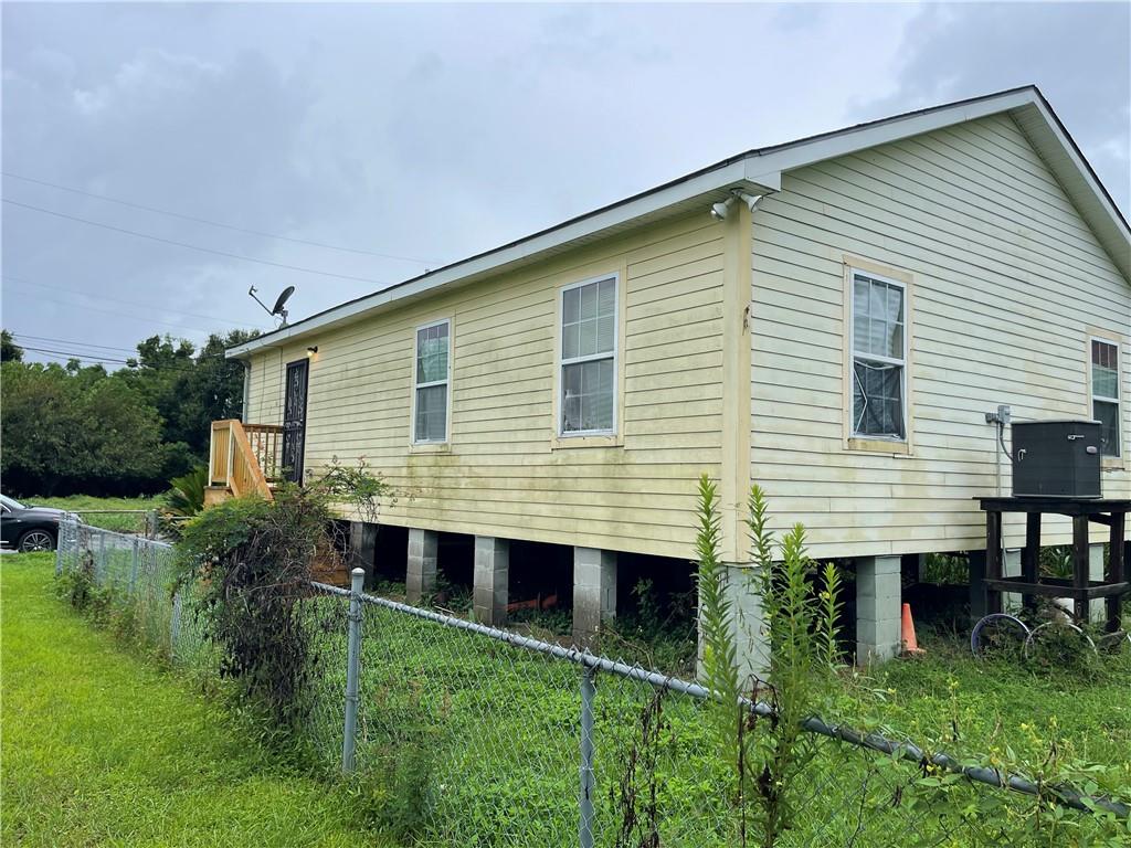 Homes for sale in New Orleans, LA | 4653 Dale St, New Orleans, LA 70126 | MLS# 2466294