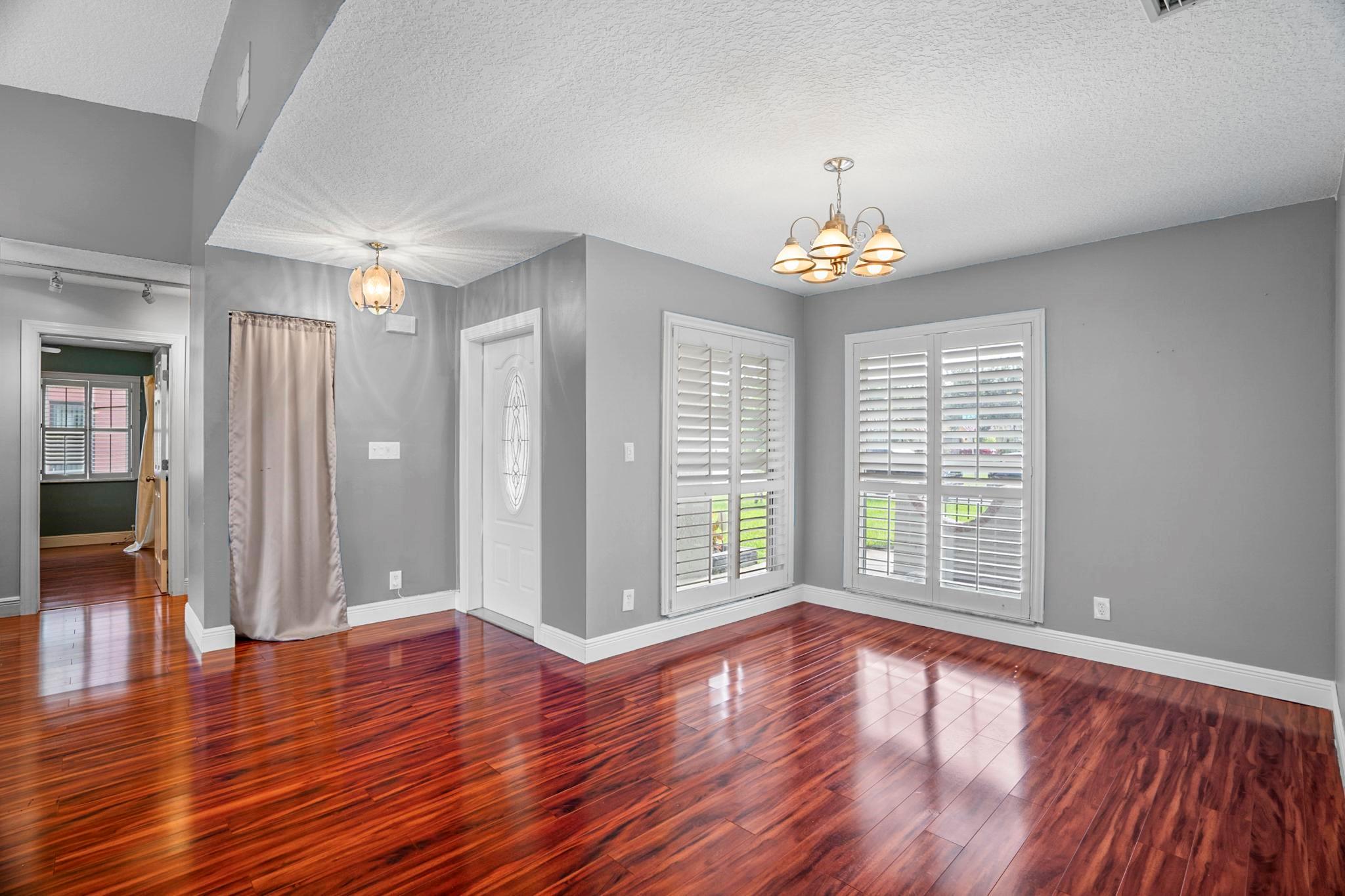 VIRTUAL COLOR CHANGE