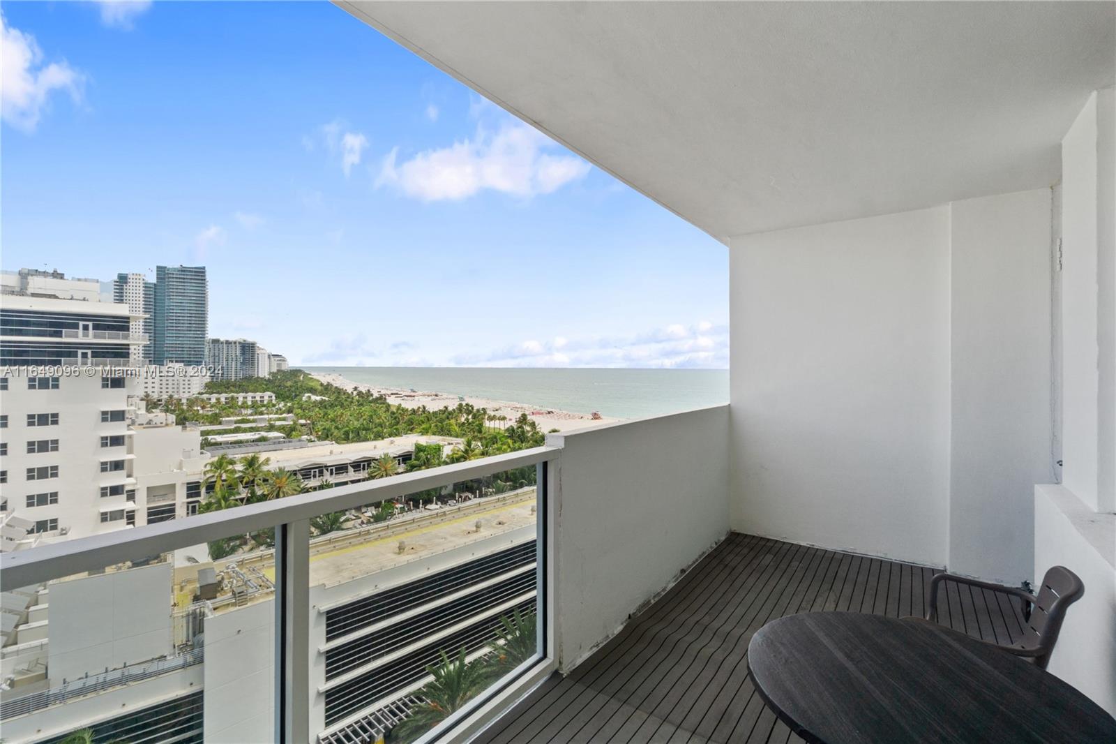 The Decoplage Condo