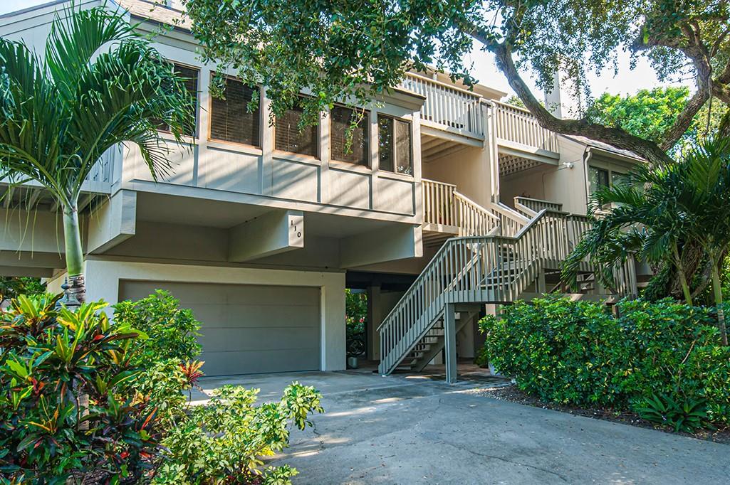 Homes for sale in Vero Beach, FL | 110 Amy Ann Ln, Vero Beach, FL 32963 | MLS# F10460796