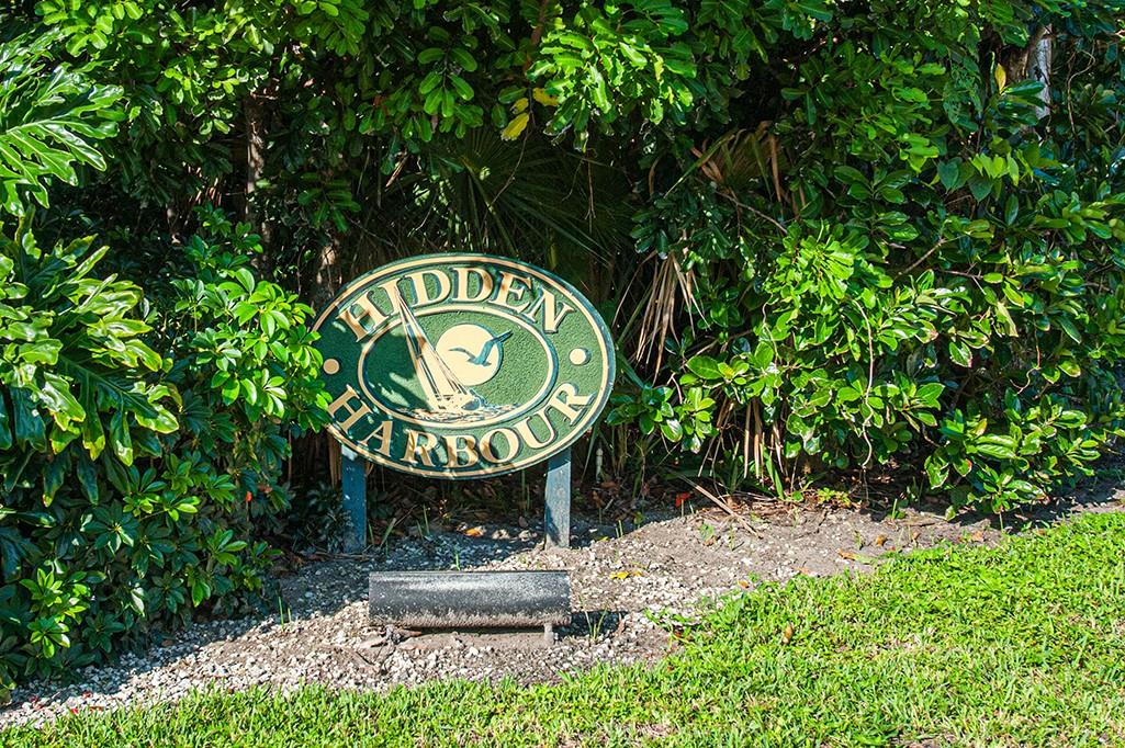 Homes for sale in Vero Beach, FL | 110 Amy Ann Ln, Vero Beach, FL 32963 | MLS# F10460796