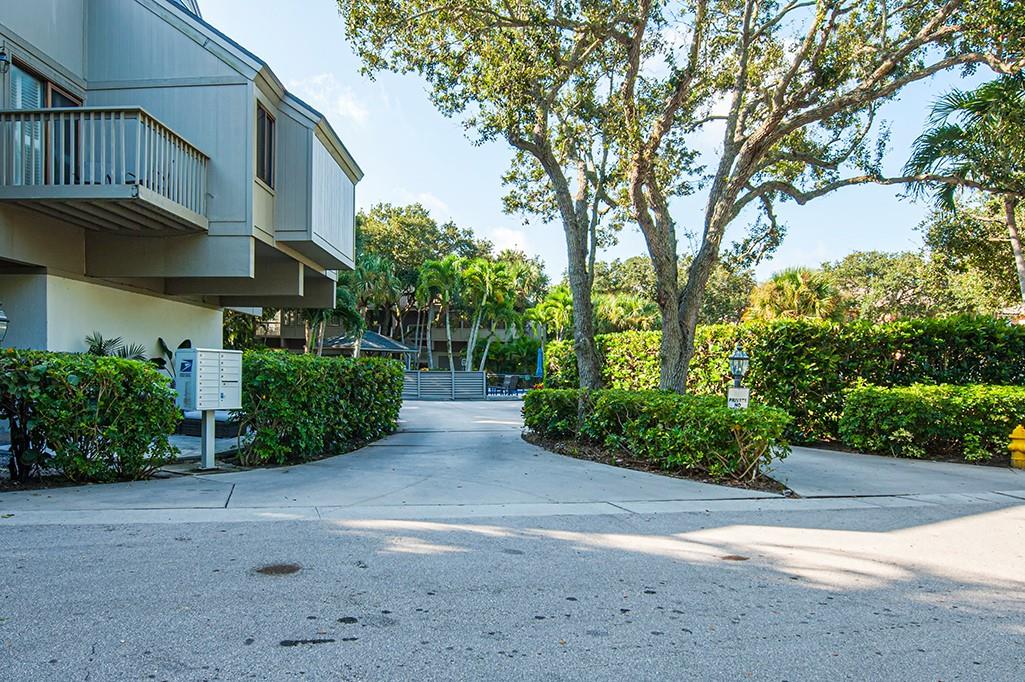 Homes for sale in Vero Beach, FL | 110 Amy Ann Ln, Vero Beach, FL 32963 | MLS# F10460796