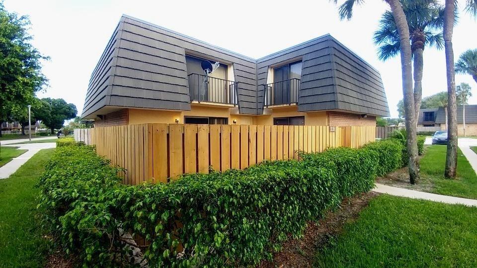 221 2nd Way West Palm Beach FL 33407 | F10459641