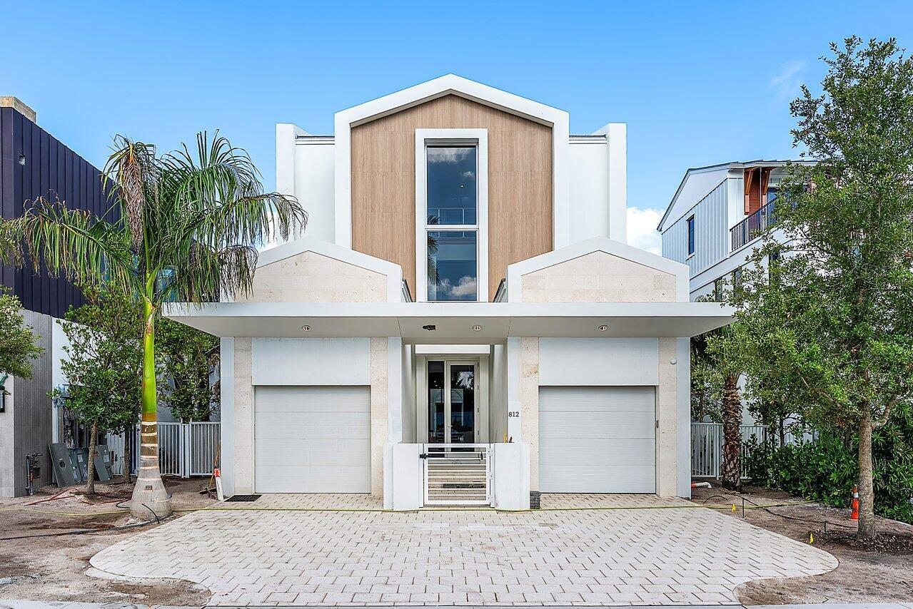 812 Palm Trail Delray Beach FL 33483 | R11020363