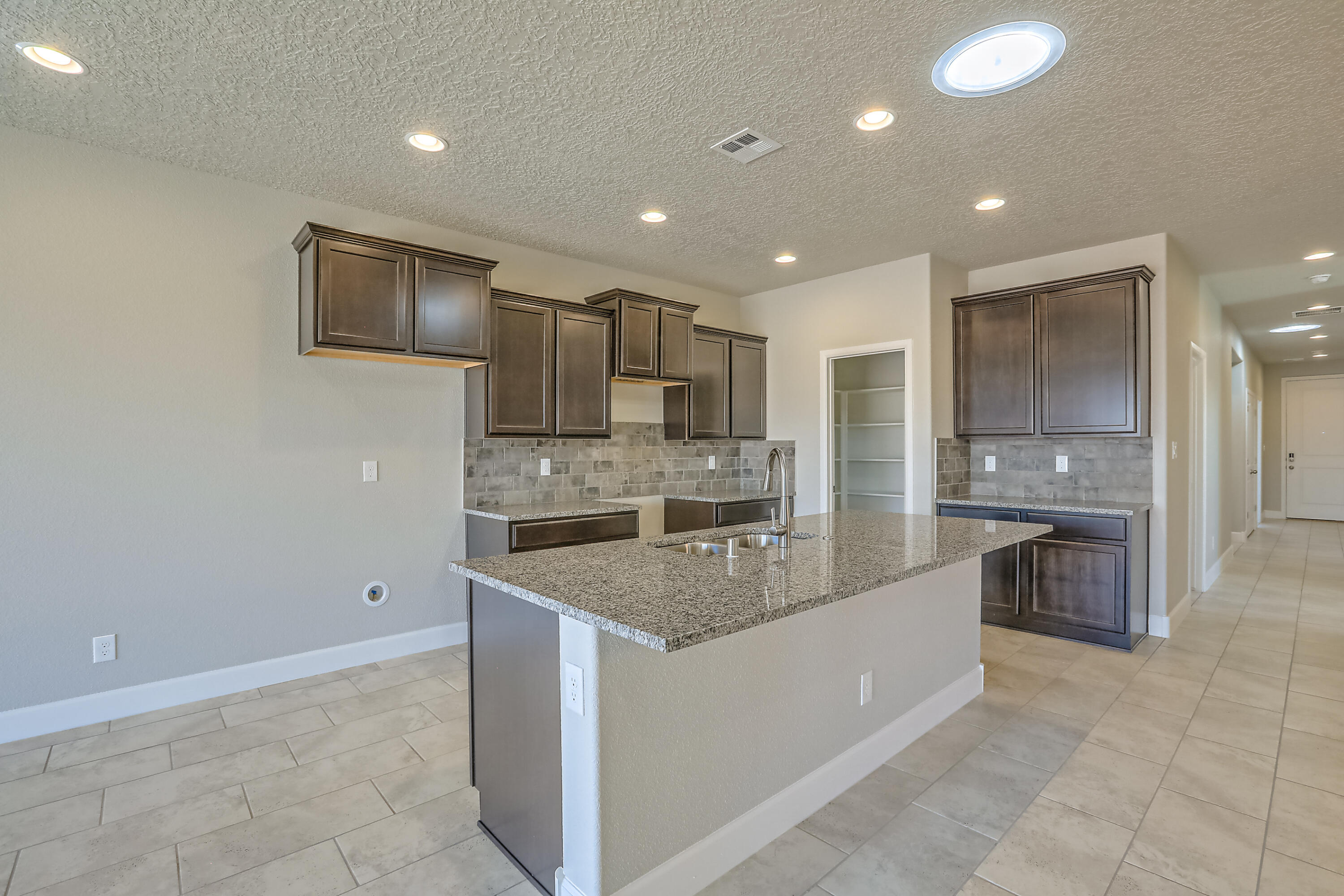 Homes for sale in Rio Rancho, NM | 6705 Sydney Dr Ne, Rio Rancho, NM 87144 | MLS# 1070538