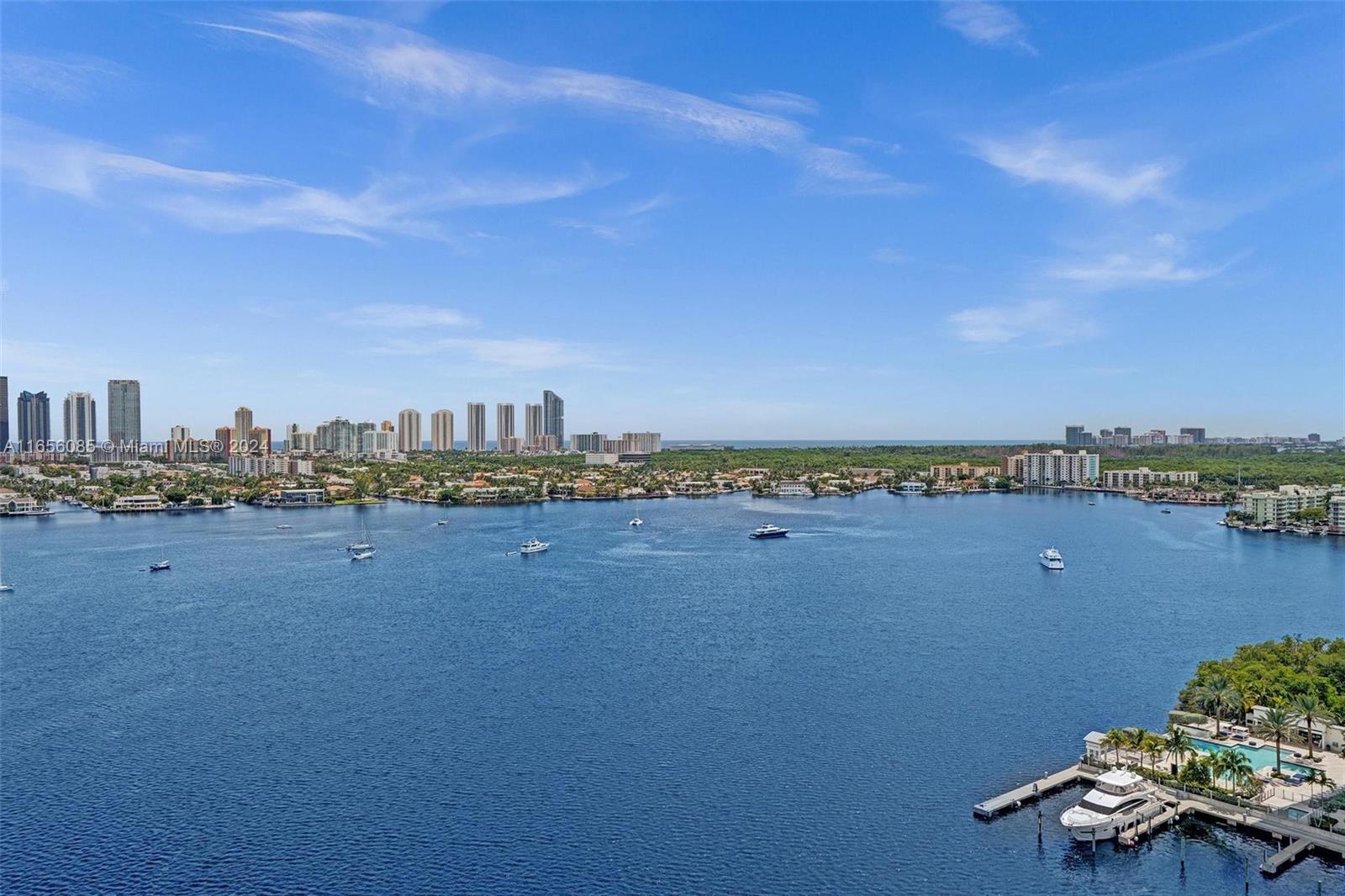 Apartamento en Venta en North Miami Beach, FL