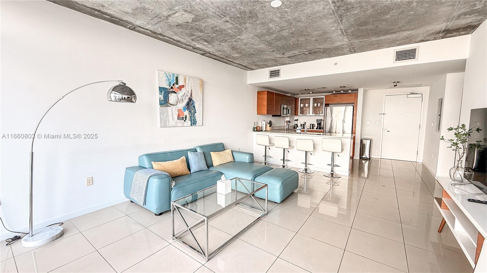 Condo for Sale in Miami, FL