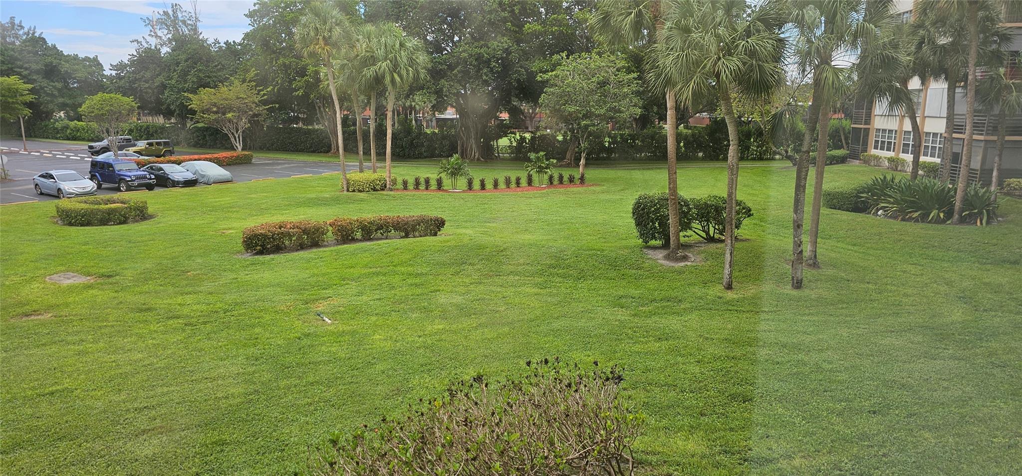 Homes for sale in Pembroke Pines, FL | 1000 Saint Charles Pl #220, Pembroke Pines, FL 33026 | MLS# F10462240