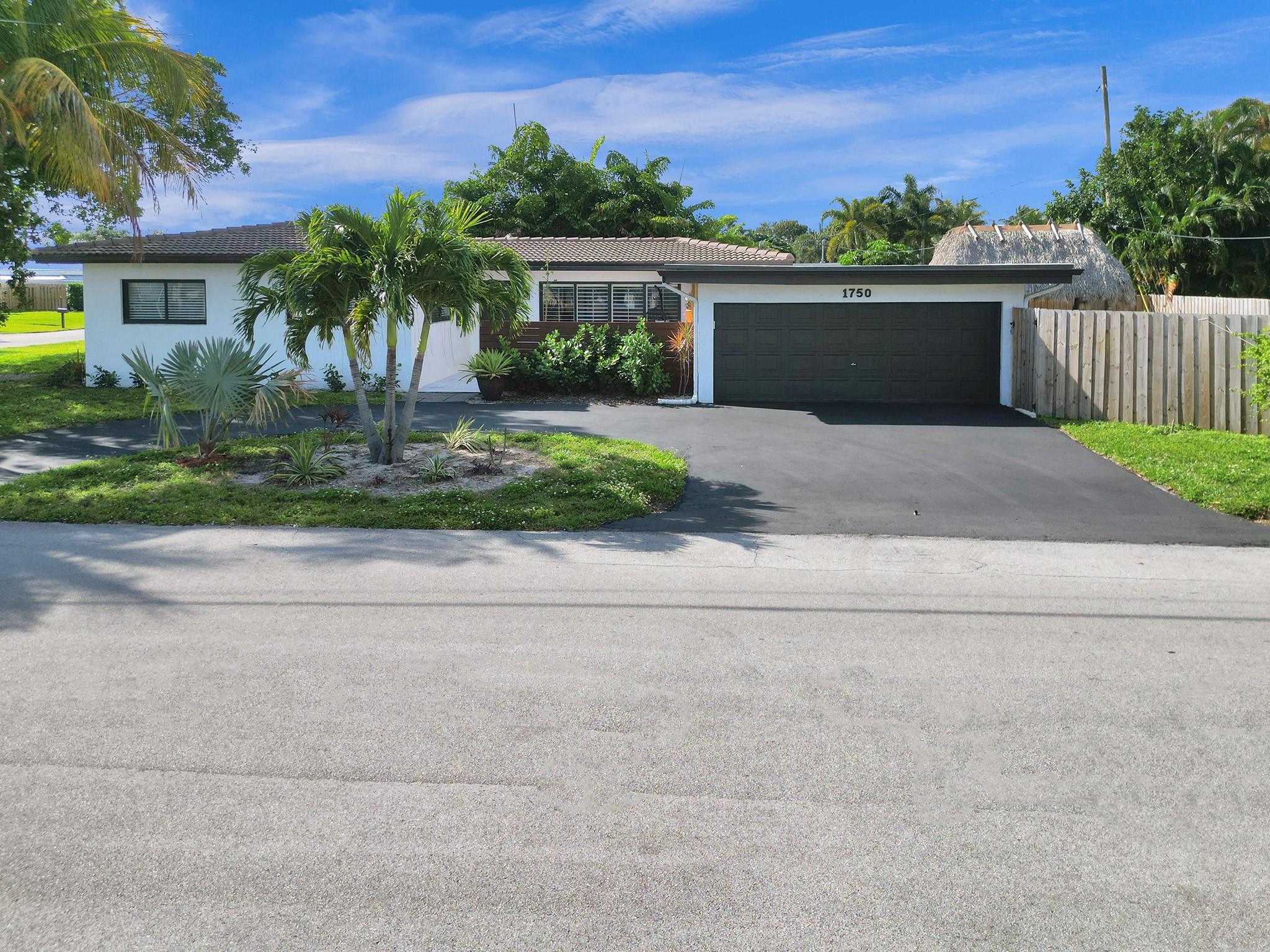 1750 Ne 48th Ct Oakland Park FL 33334 | F10462489