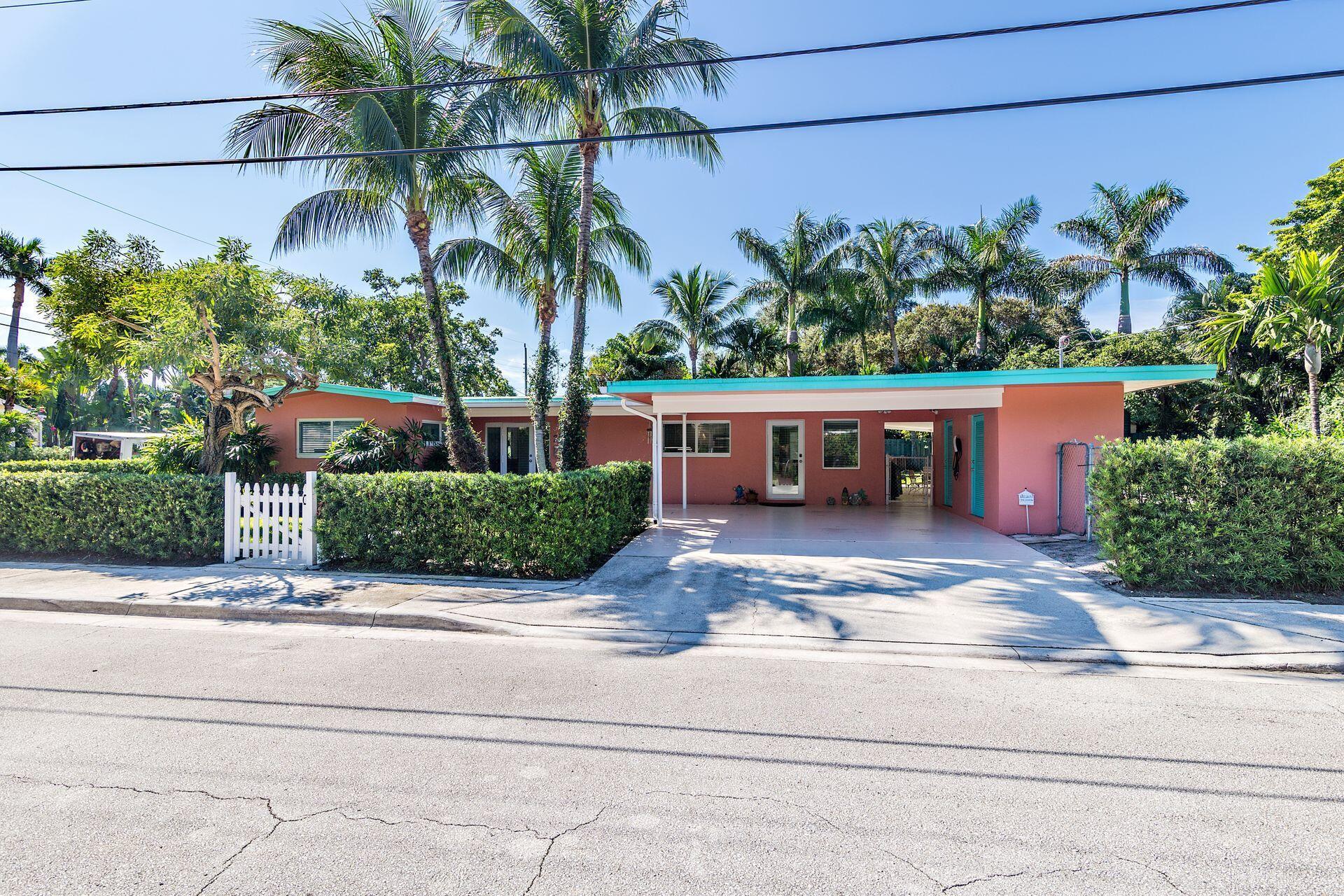 234 33rd Street West Palm Beach FL 33407 | R11022835