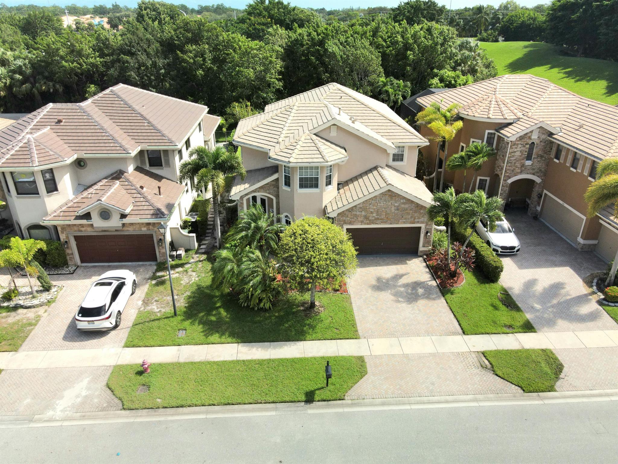 3580 Birague Drive Wellington FL 33449 | R11023402