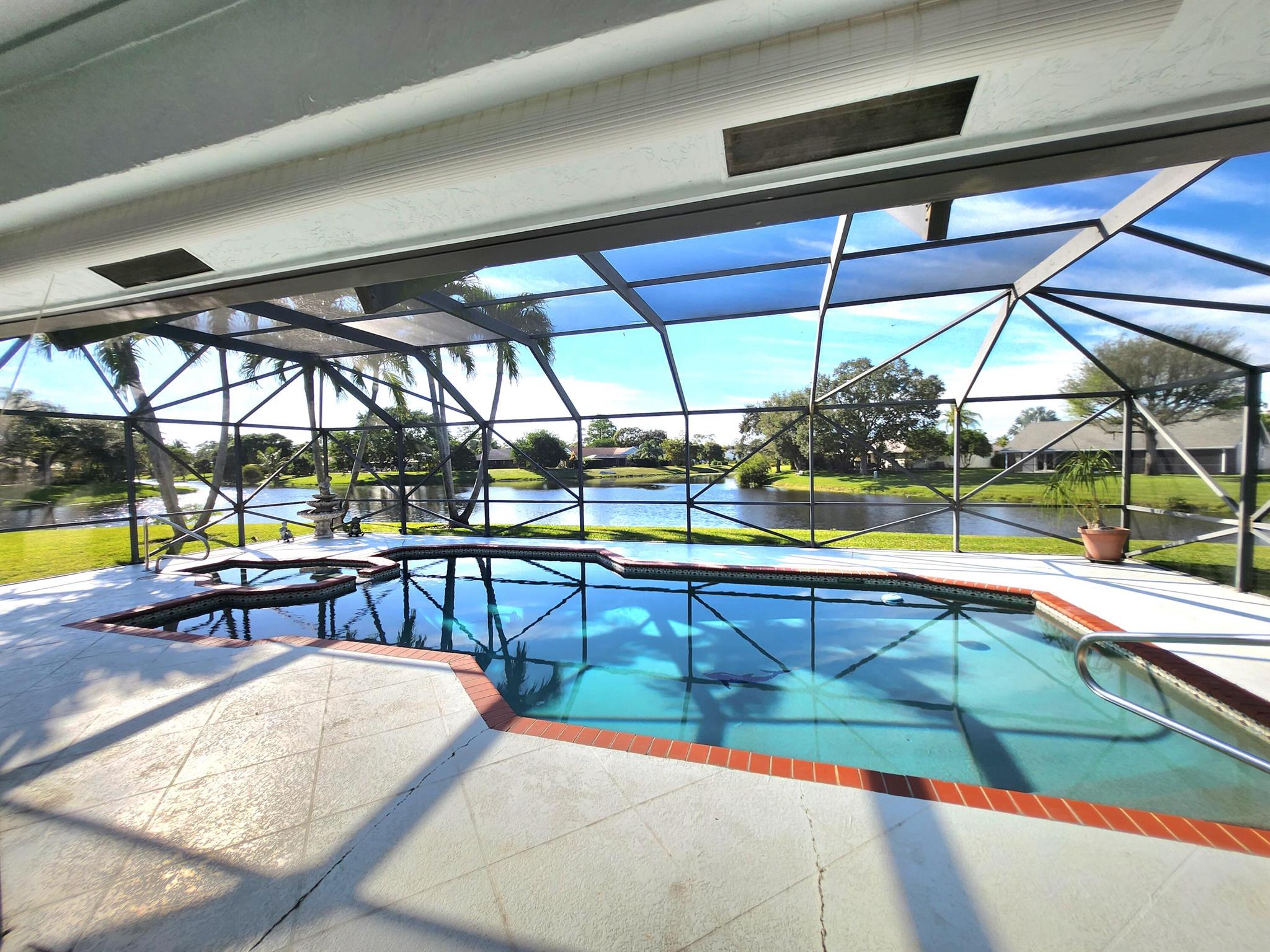 696 Juniper Place Wellington FL 33414 | R11023994