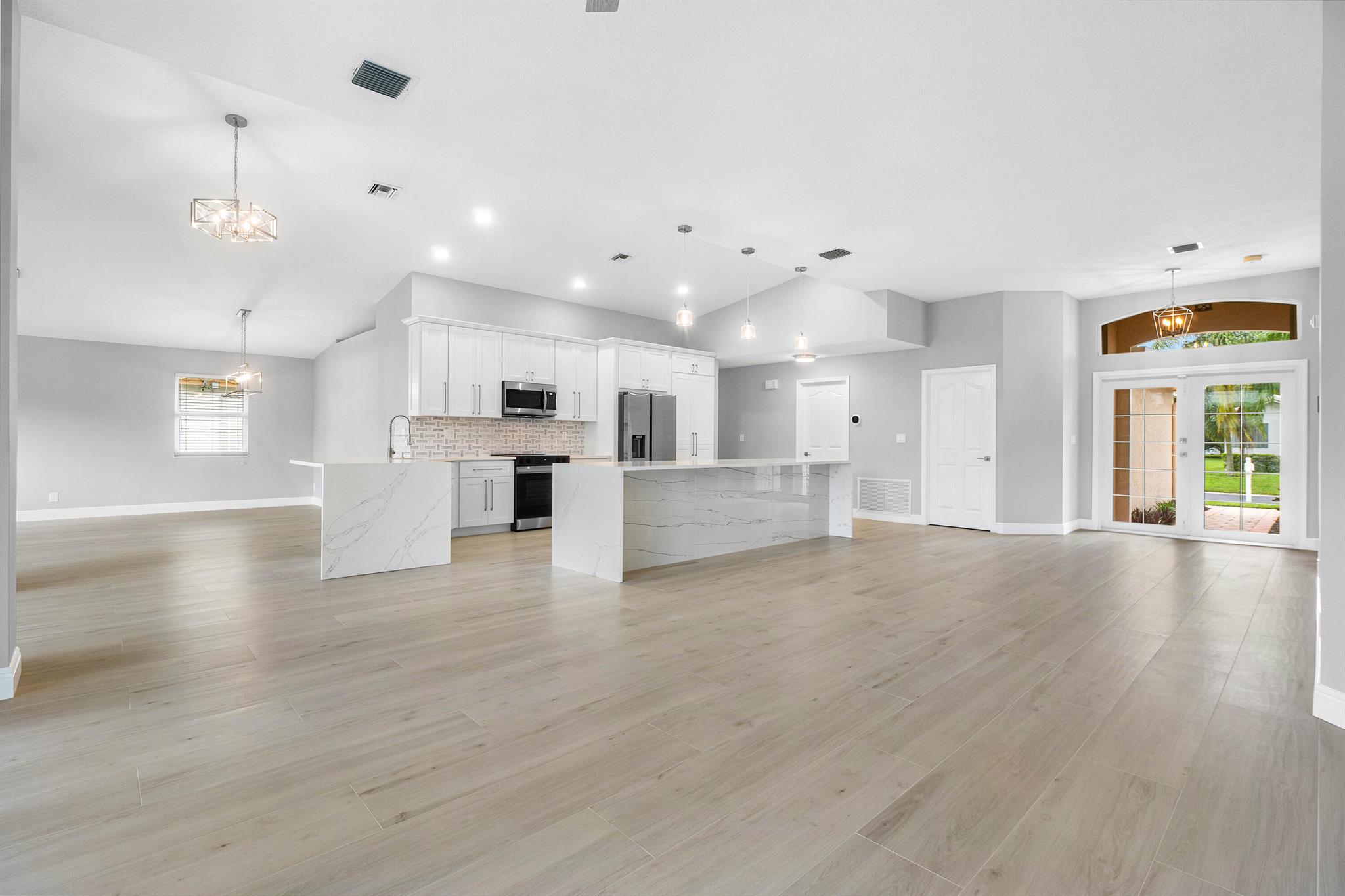 2559 Egret Lake Drive Greenacres FL 33413 | R11025218