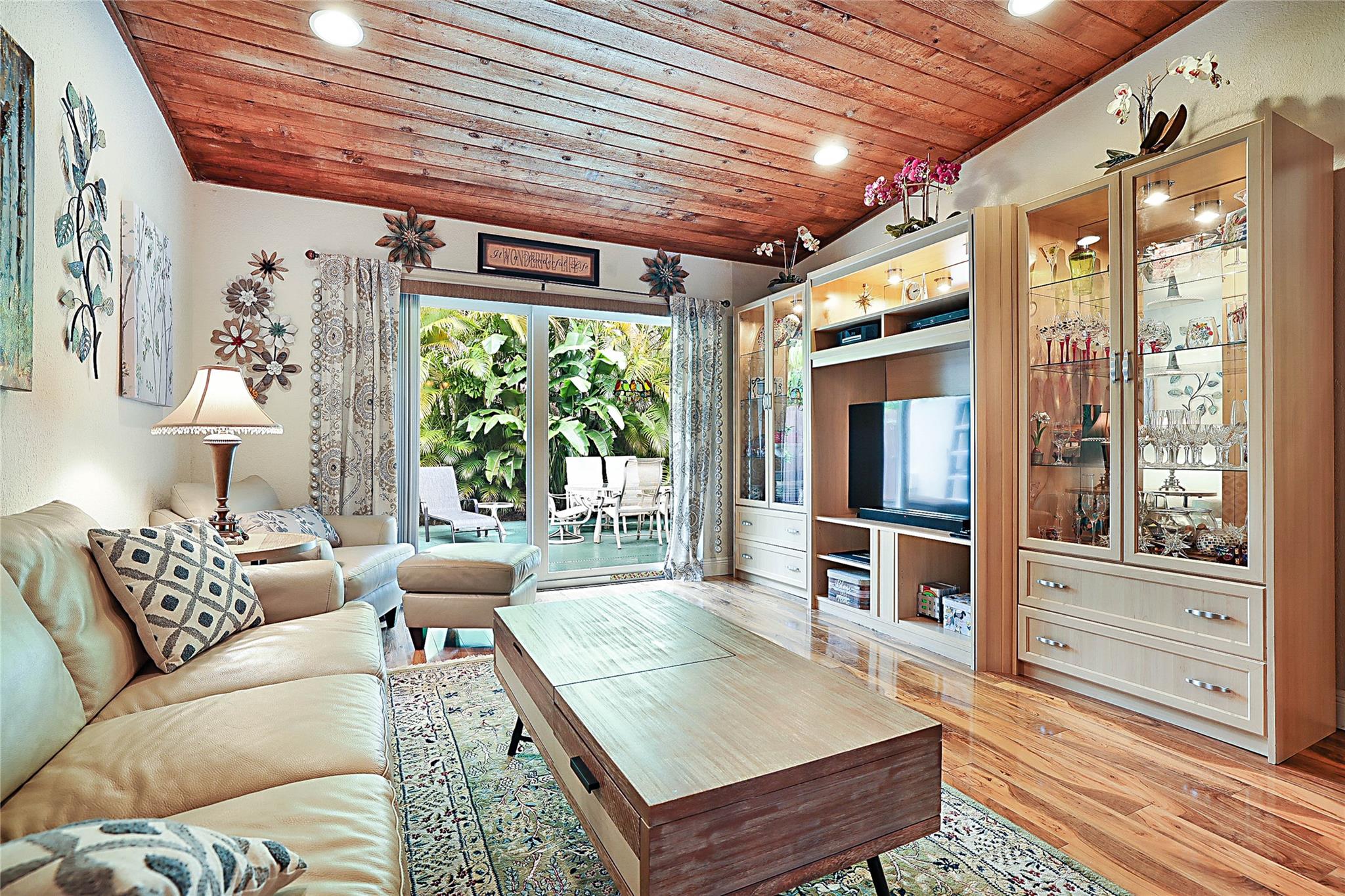 3345 OAK DR Hollywood FL 33021 | F10463375