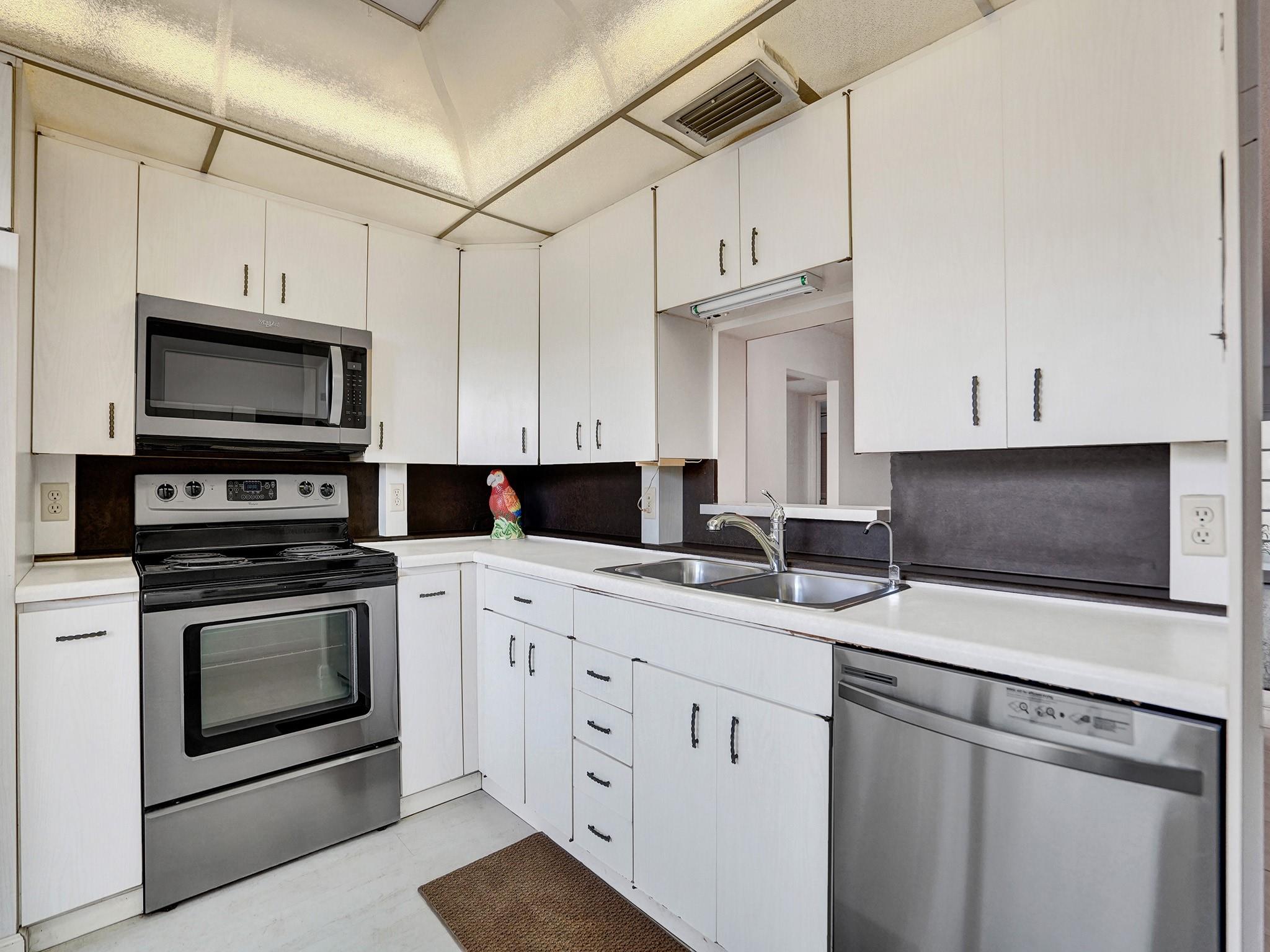 Homes for sale in Coconut Creek, FL | 3002 Portofino Isle #C3, Coconut Creek, FL 33066 | MLS# F10464679