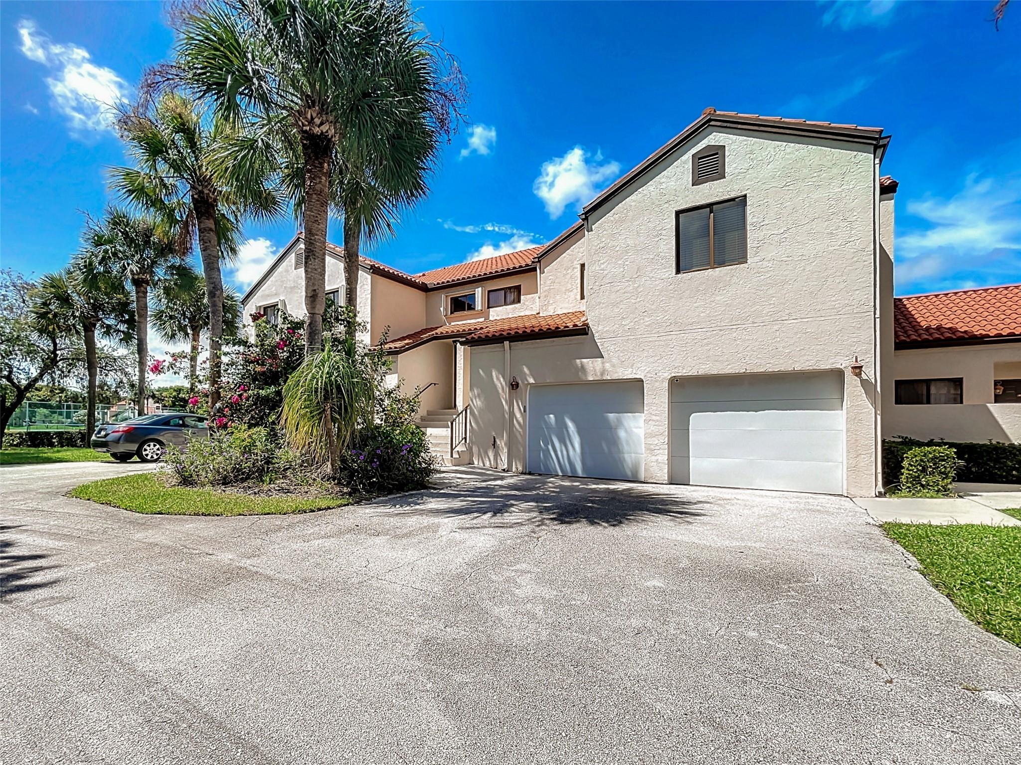 20 Via De Casas Sur APT 202 Boynton Beach FL 33426 | F10464744