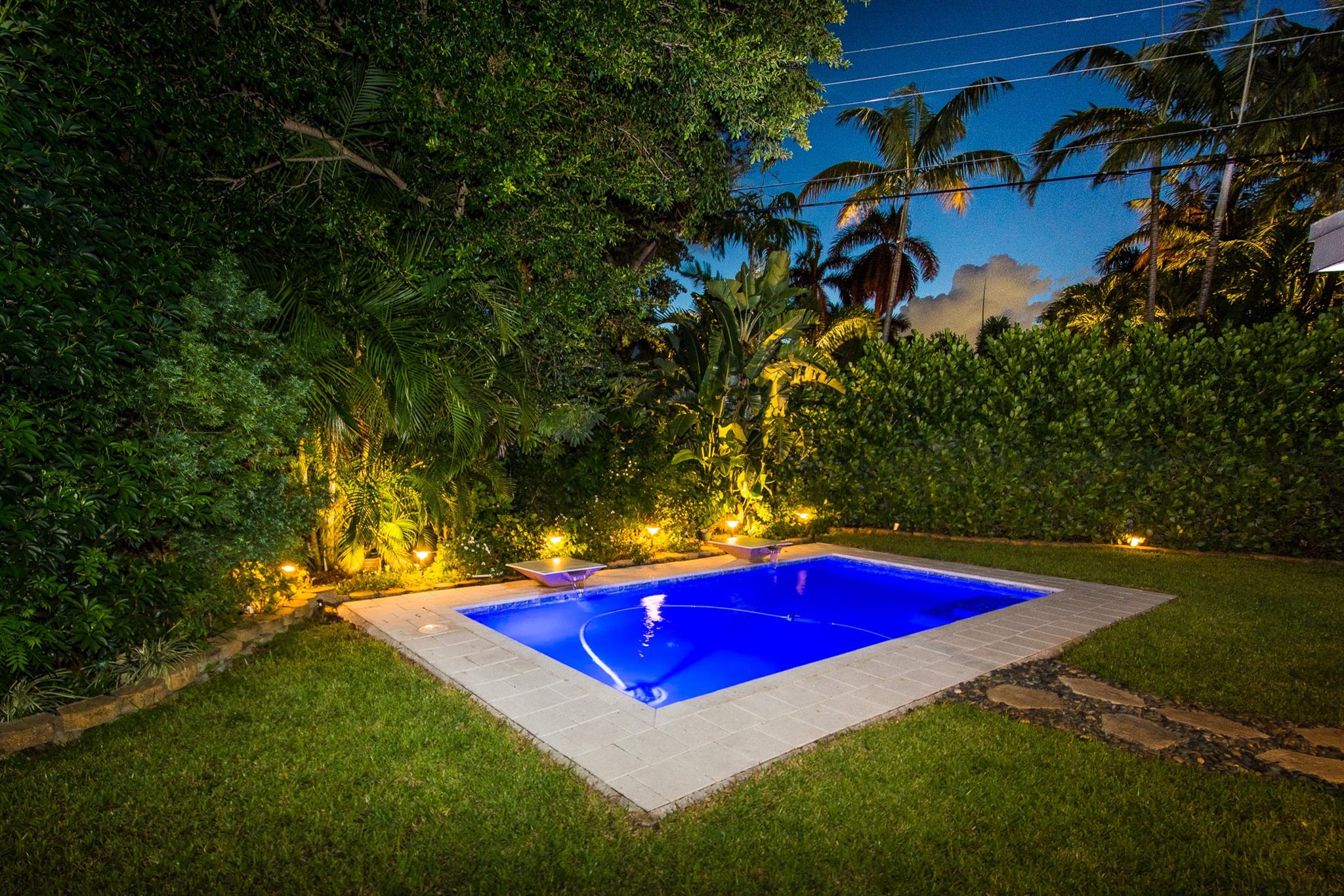 304 N 31st Ct Hollywood FL 33021 | F10465228