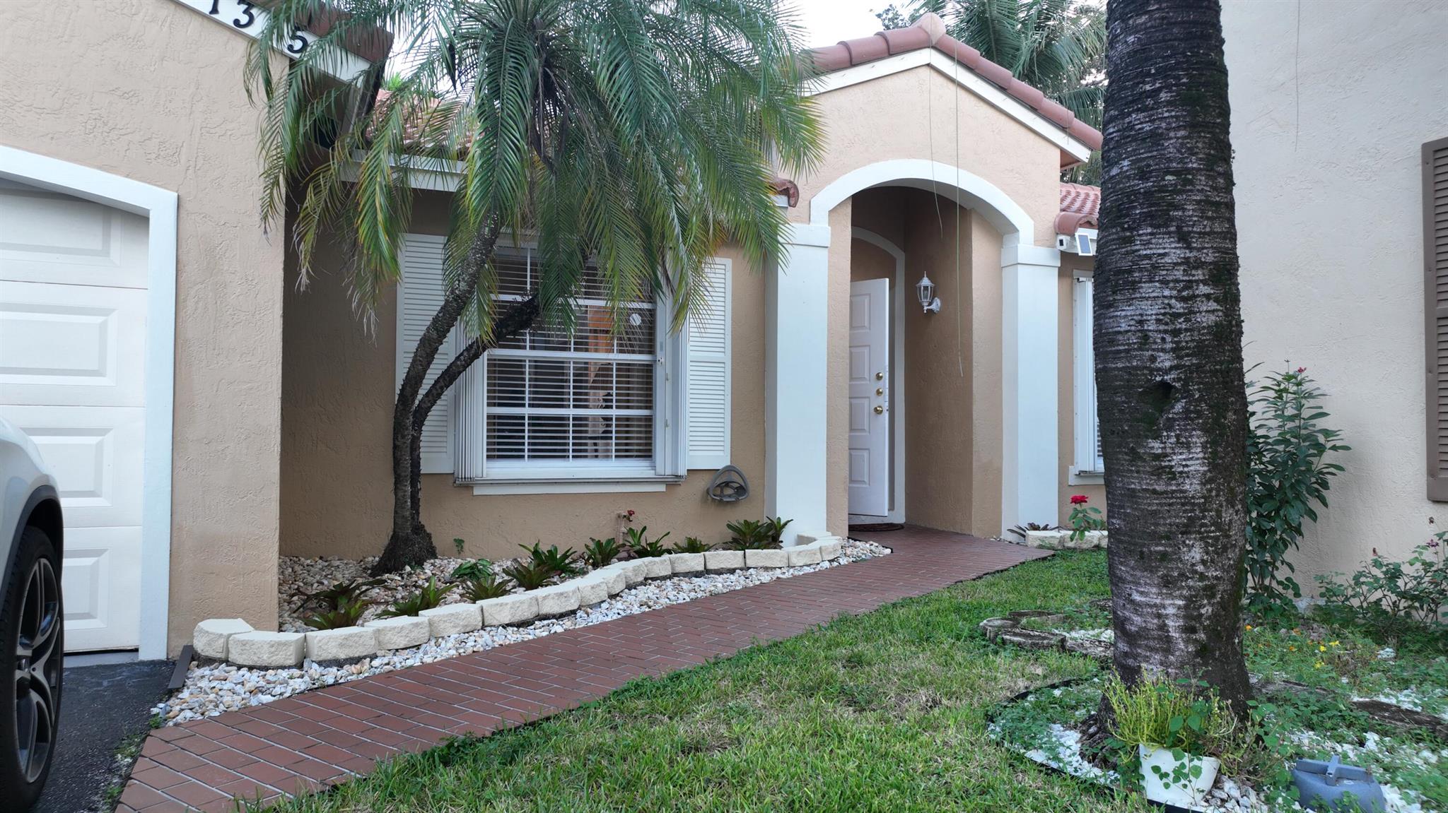 1315 Nw 125th Terrace Sunrise FL 33323 | R11027033
