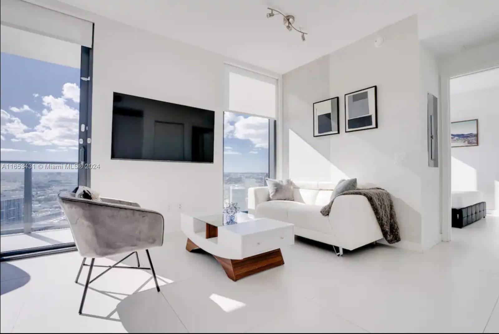 Paraiso Bayviews Condo