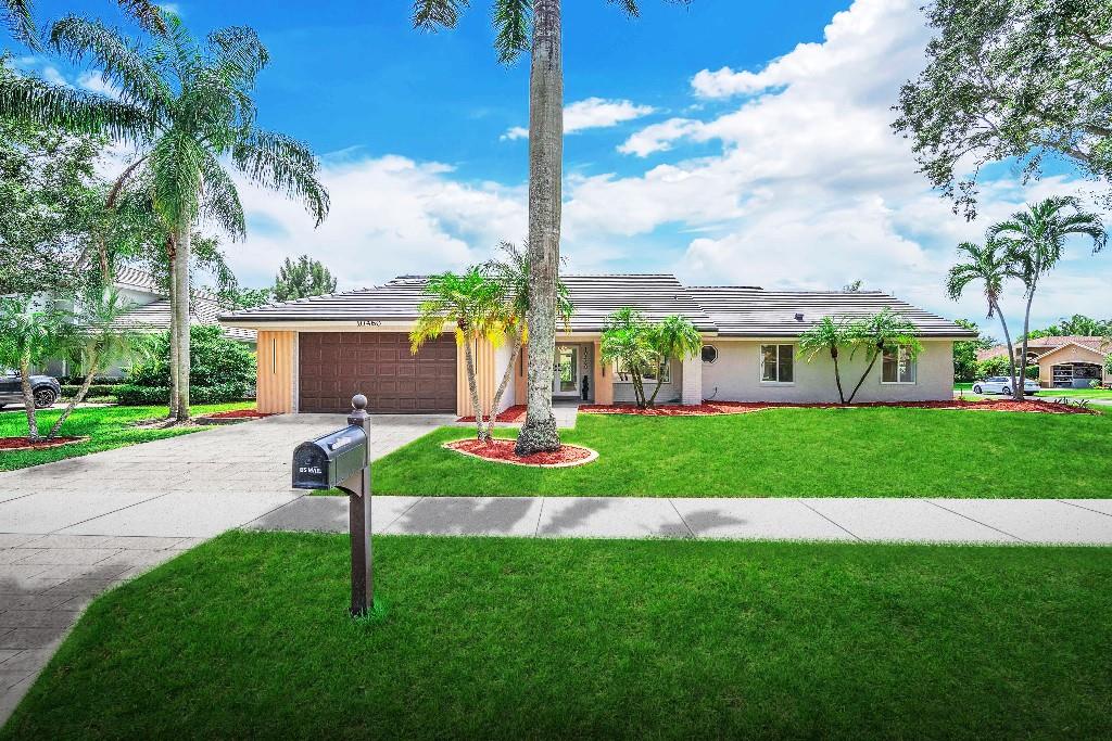 10460 Sw 16th Pl Davie FL 33324 | F10464248