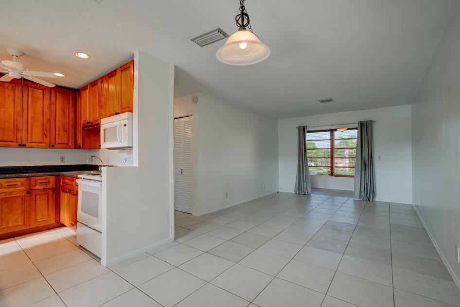 Homes for sale in Boynton Beach, FL | 2111 Ne 1St 203 Court #203, Boynton Beach, FL 33435 | MLS# R11027507