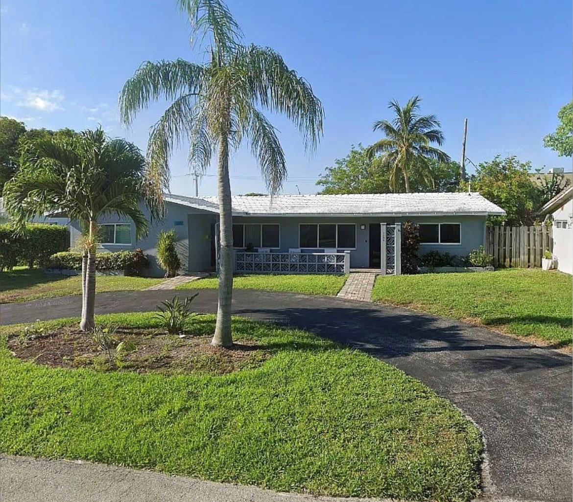 2240 Ne 37th St Lighthouse Point FL 33064 | F10465959