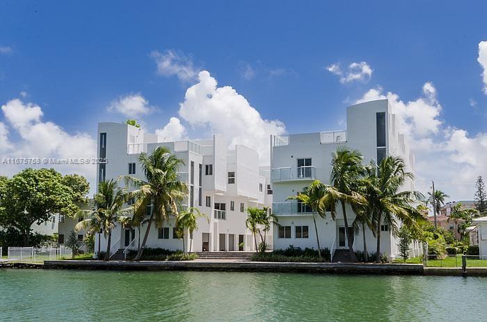 1975 Calais Dr, Miami Beach, Florida 33141