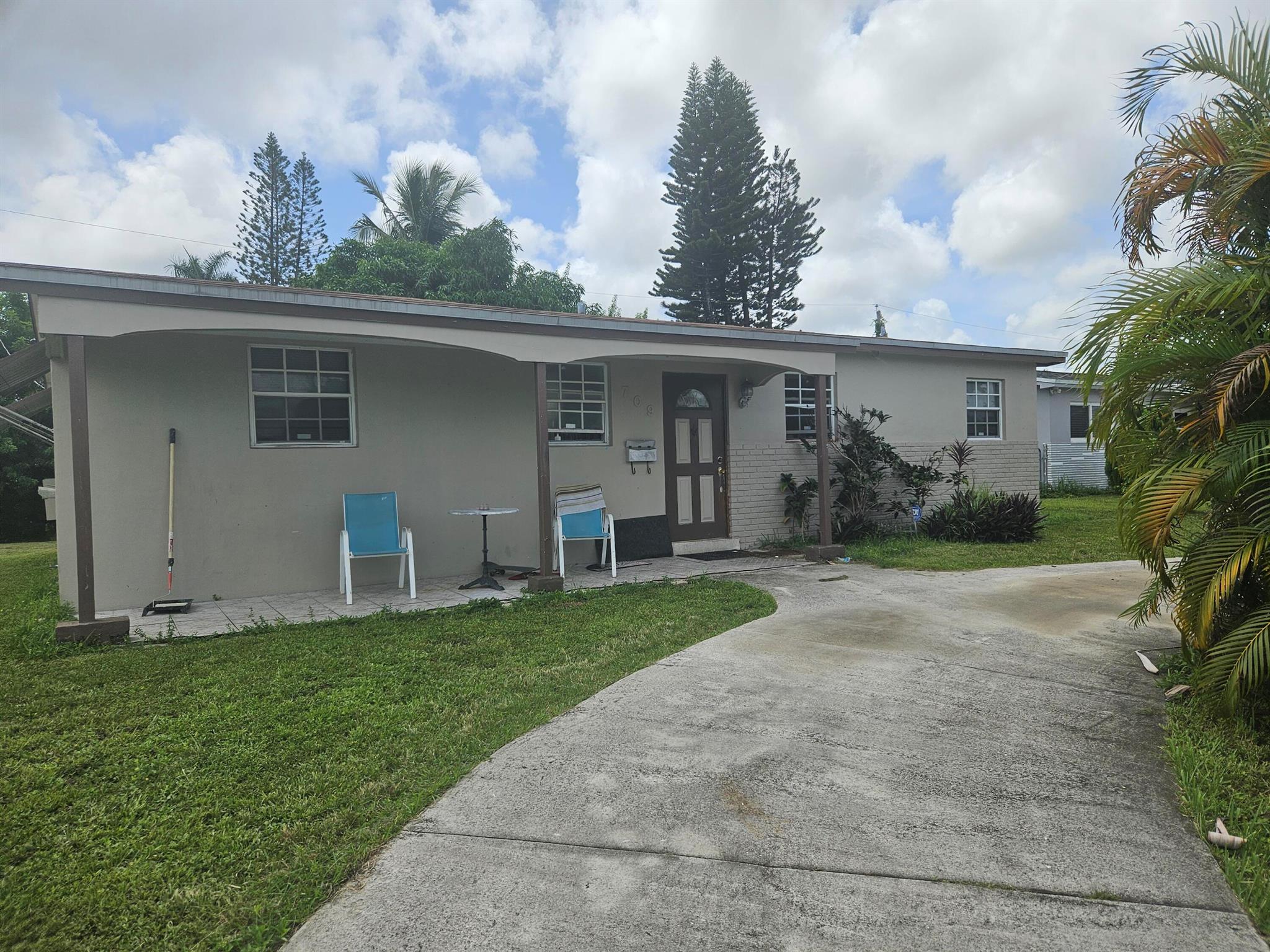 709 Sw 4th Street Hallandale Beach FL 33009 | R11028417