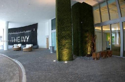 Condo for Sale in Miami, FL