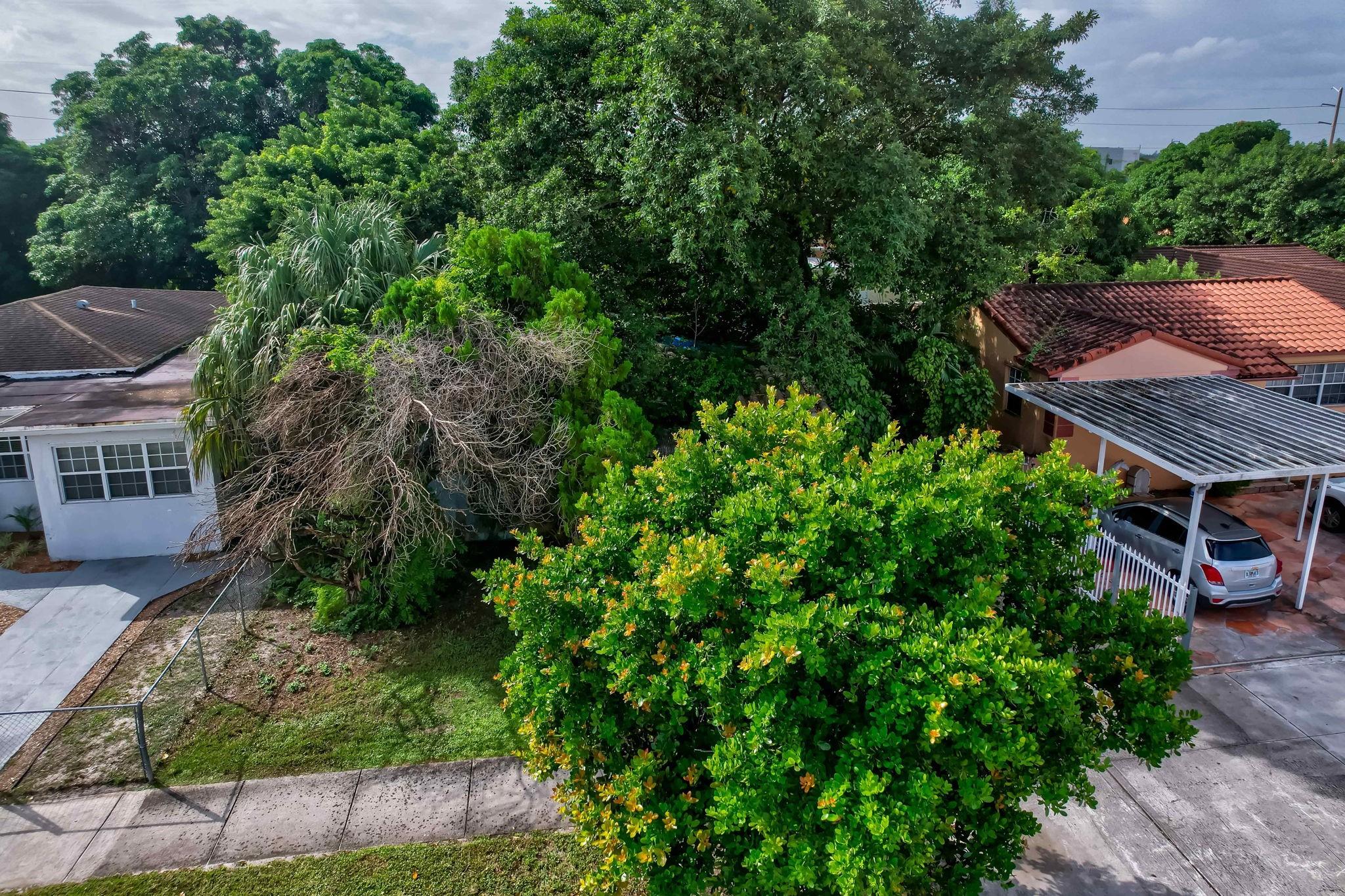 Homes for sale in Hialeah, FL | 60 E 14Th St, Hialeah, FL 33010 | MLS# F10466598