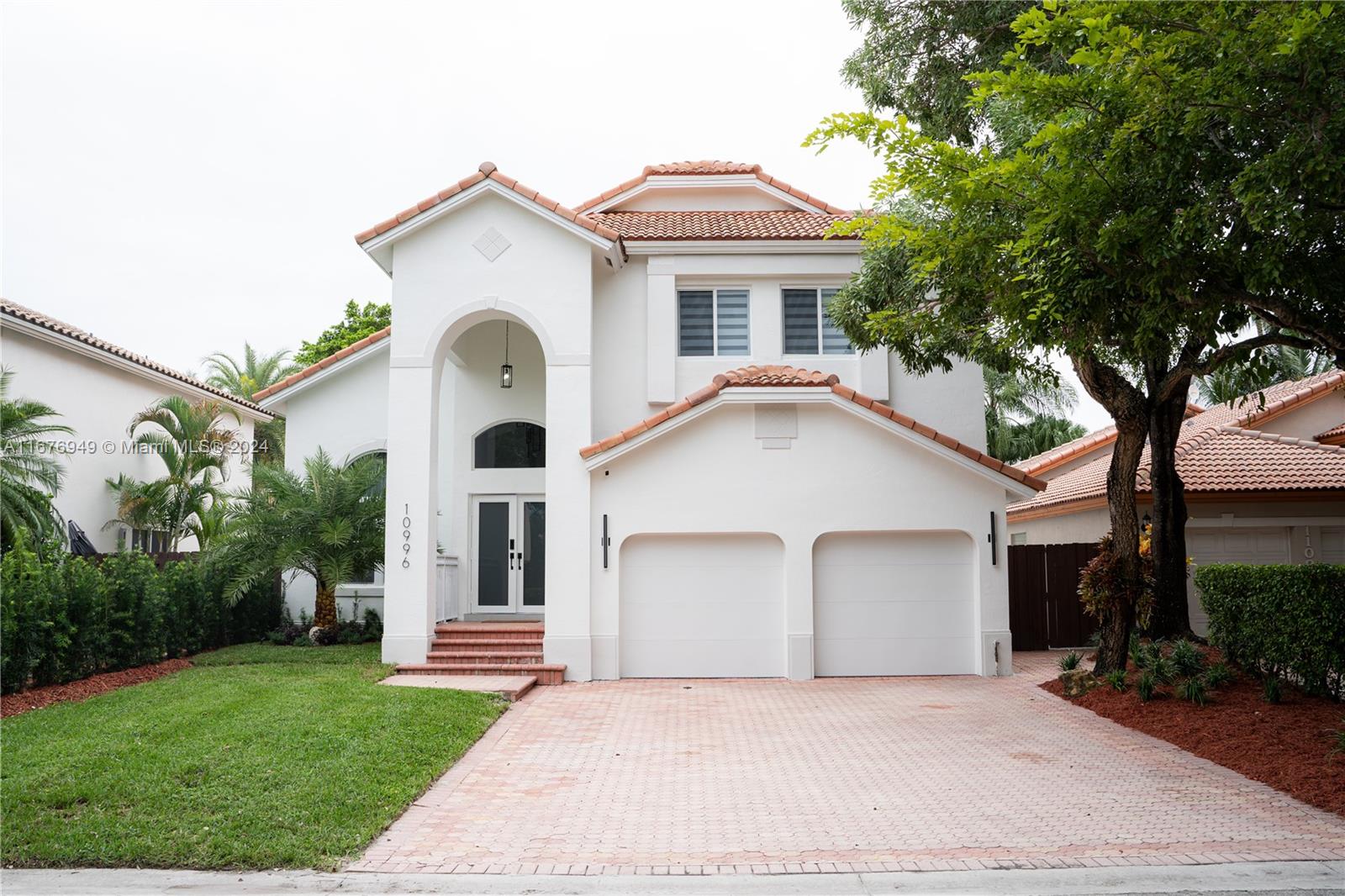 House for Sale in Doral, FL