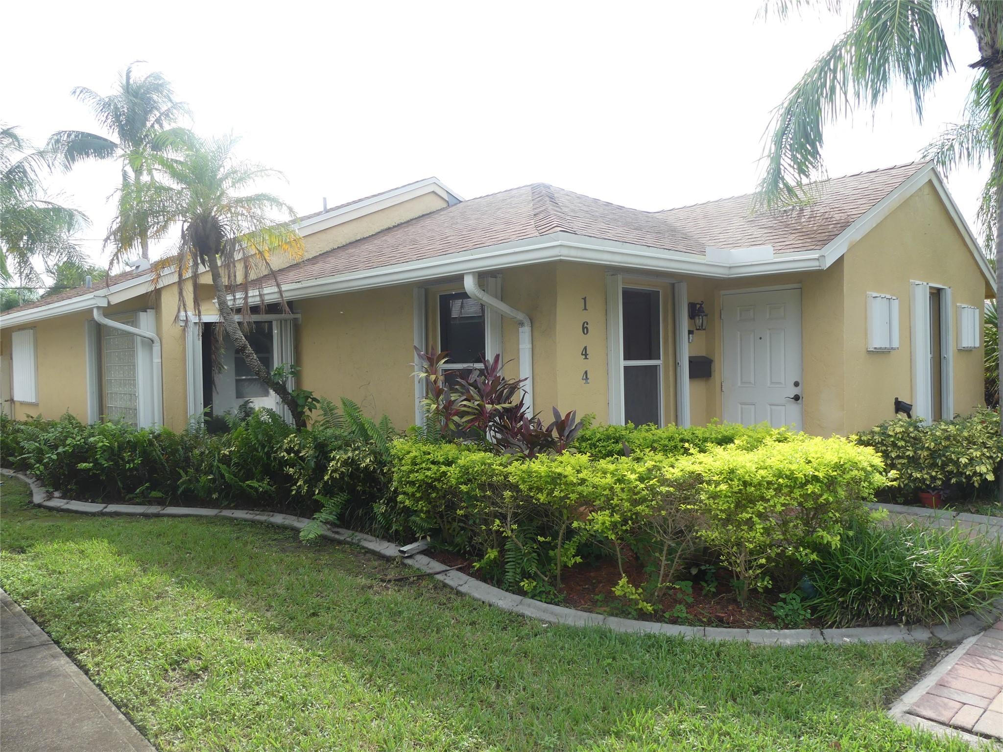 XXXXX Sims St Hollywood FL 33020 | F10466886