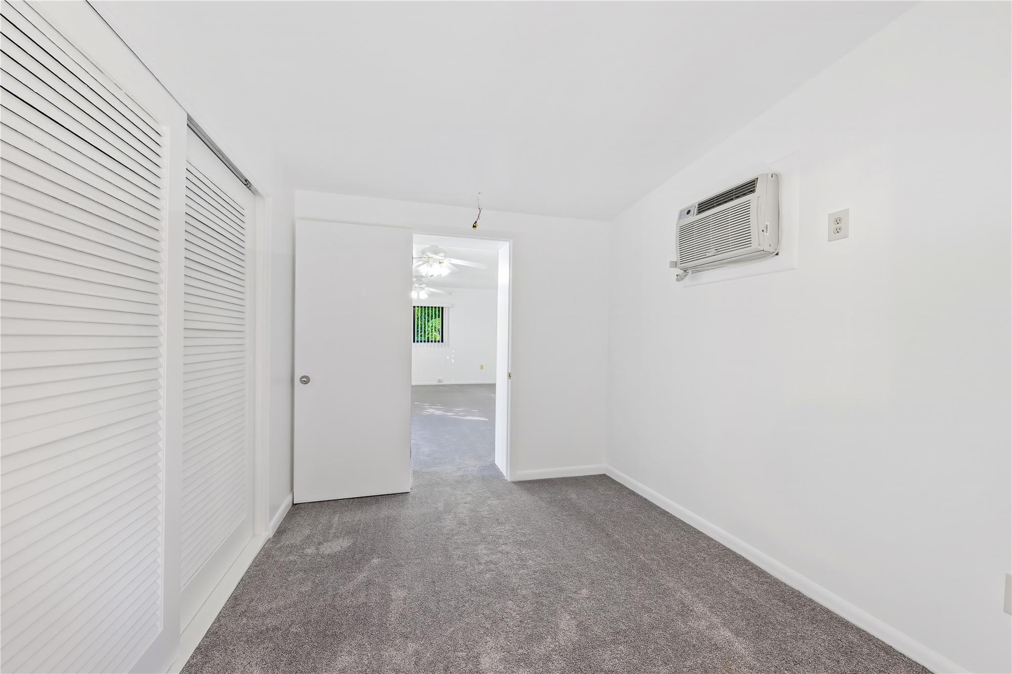 Bonus /3rd Bedroom great office, nursery or workout room