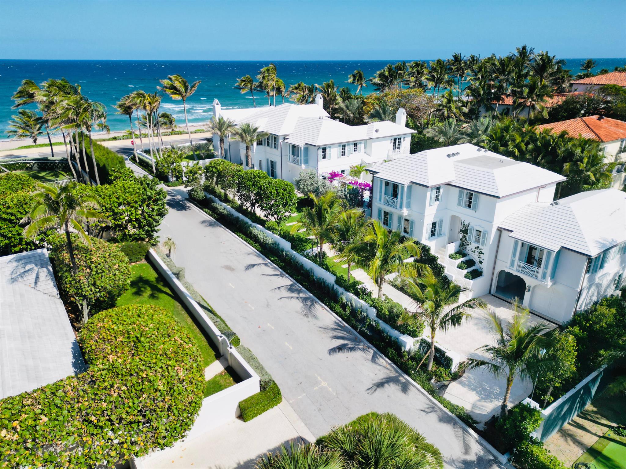 Homes for sale in Palm Beach, FL | 1540 S Ocean Boulevard, Palm Beach, FL 33480 | MLS# R11029429