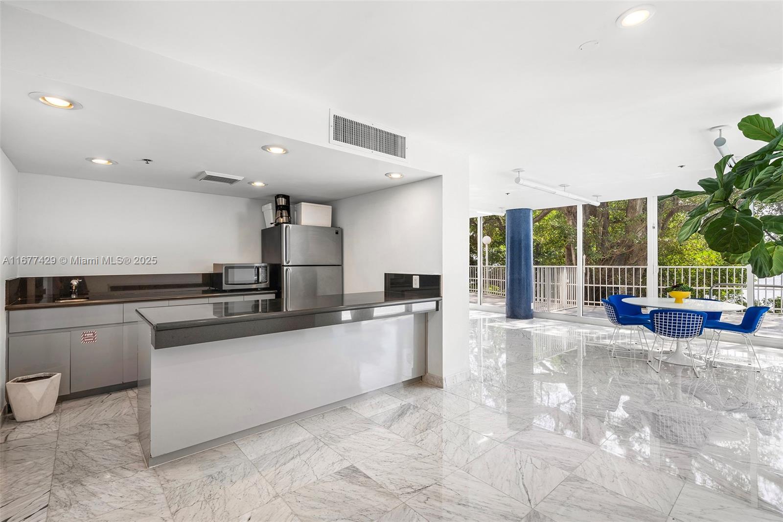 1627 Brickell Ave #1906, Miami FL 33129