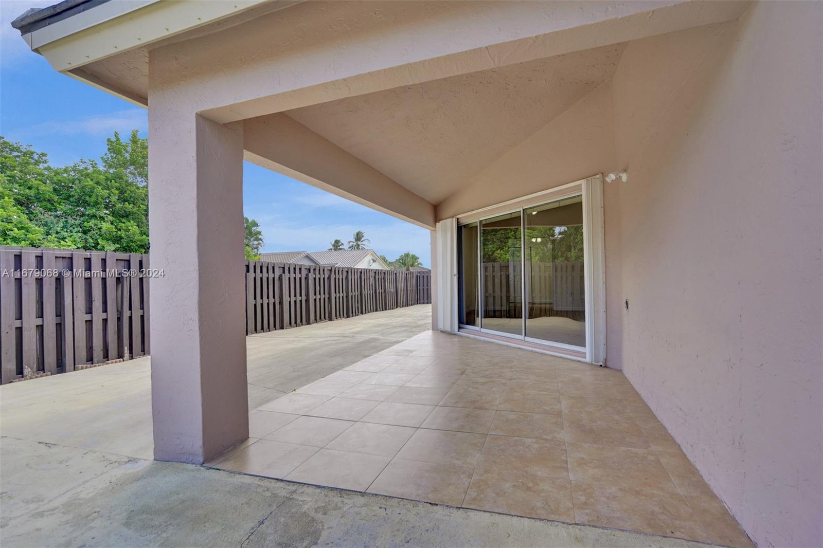 Homes for sale in Miami Gardens, FL | 5247 Nw 186Th St, Miami Gardens, FL 33055 | MLS# A11679068