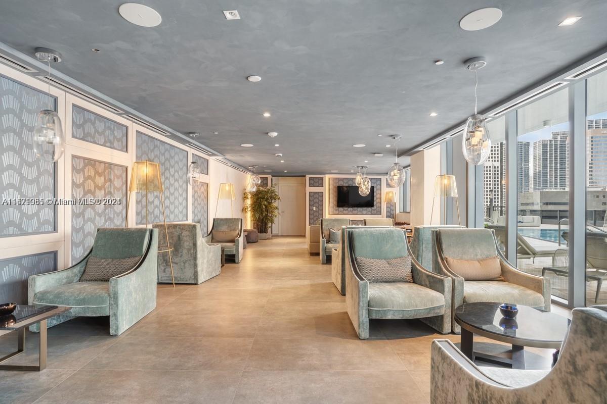 1000 Brickell Plaza #2907, Miami FL 33131