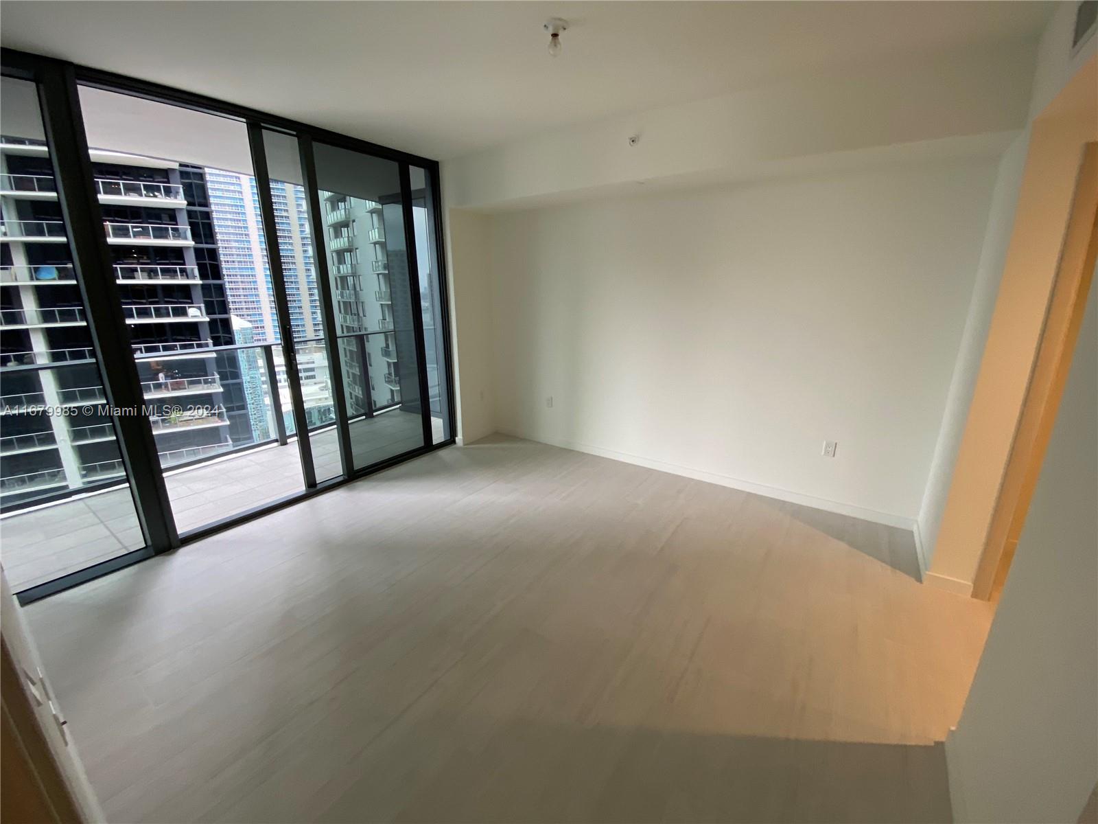 1000 Brickell Plaza #2907, Miami FL 33131