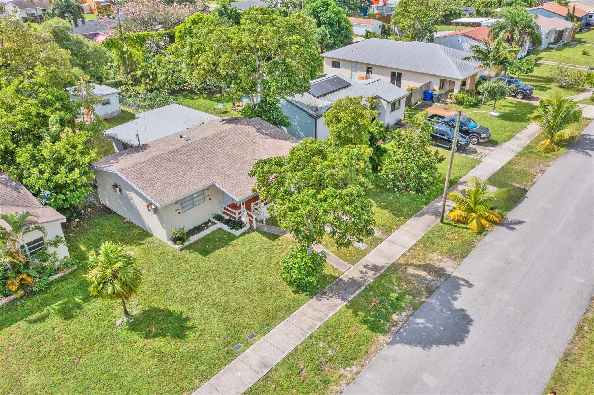 2814 Mayo St Hollywood FL 33020 | F10467691