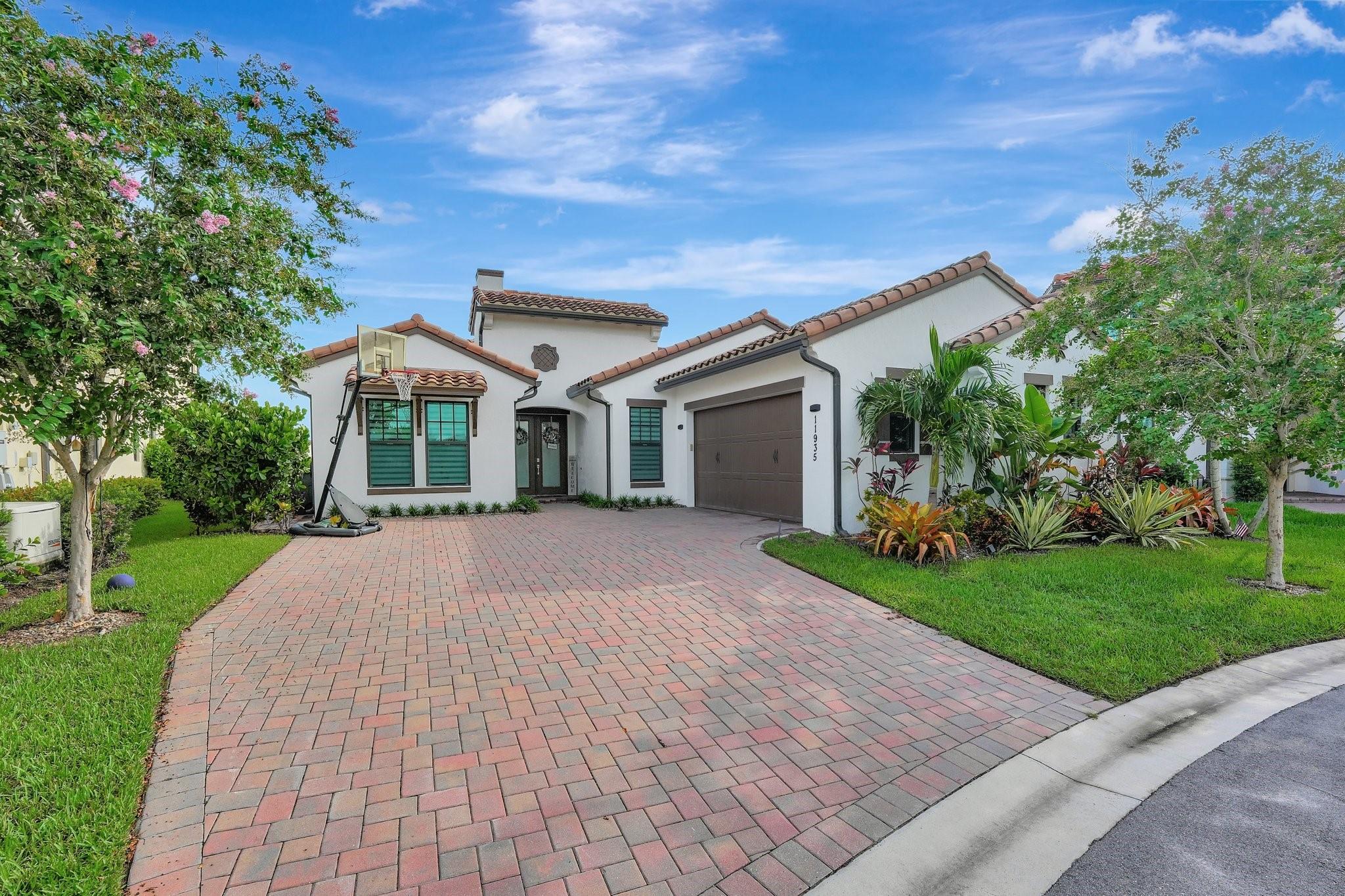 11935 Lake Trail Ln Parkland FL 33076 | F10468013