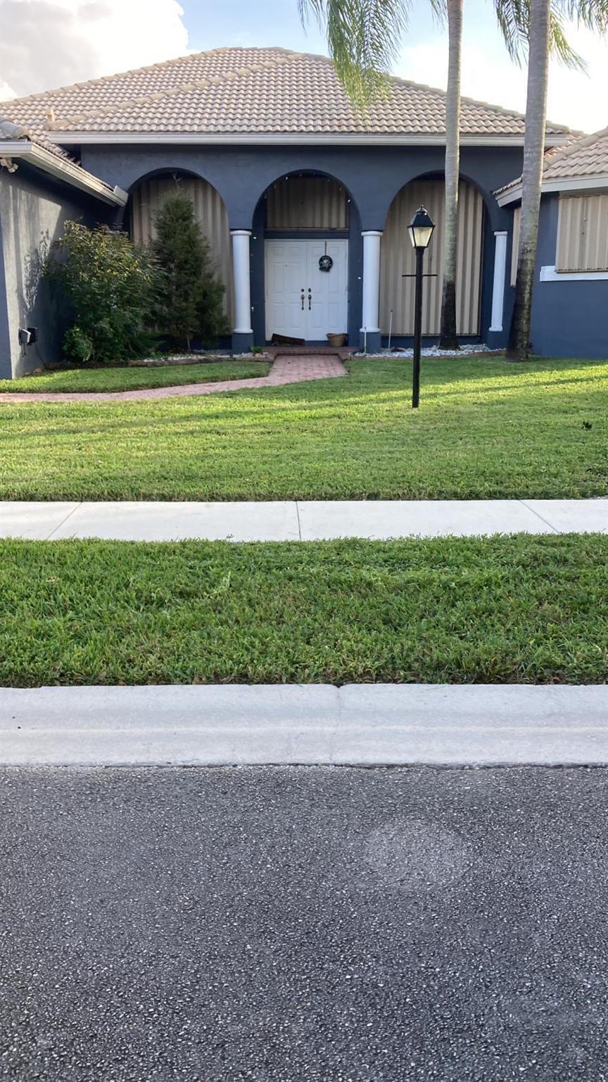 12832 Nw 23rd Street Pembroke Pines FL 33028 | R11031275