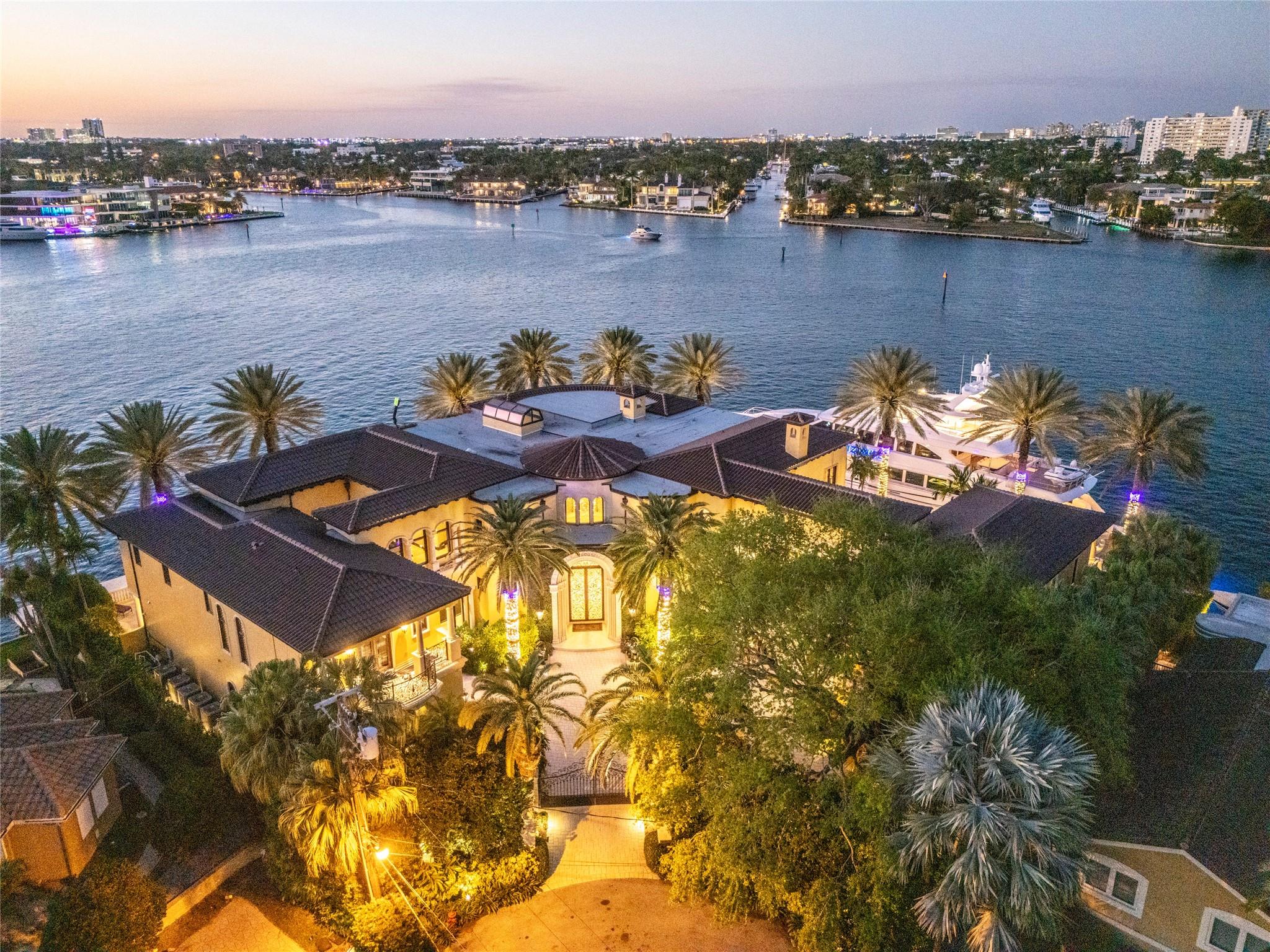 Homes for sale in Fort Lauderdale, FL | 1 Isla Bahia Dr, Fort Lauderdale, FL 33316 | MLS# F10467537