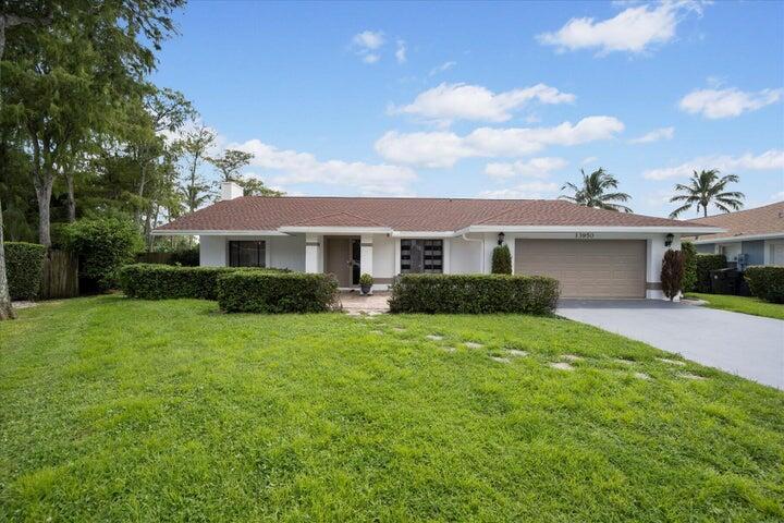 13950 Barberry Court Wellington FL 33414 | R11031521
