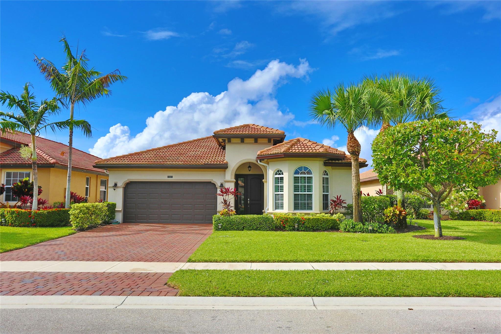 Built in 2015  CBS construction