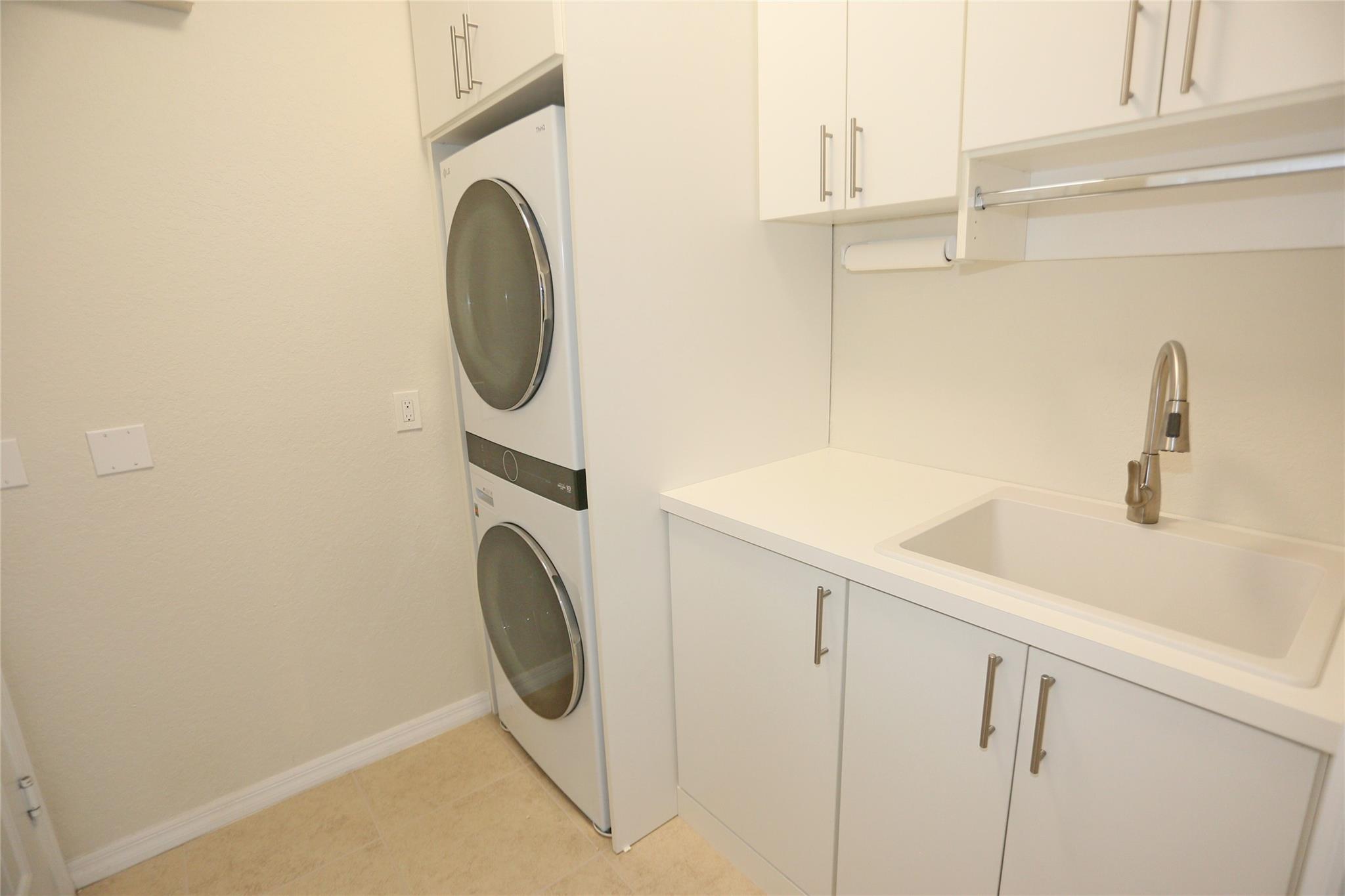 Custom laundry room