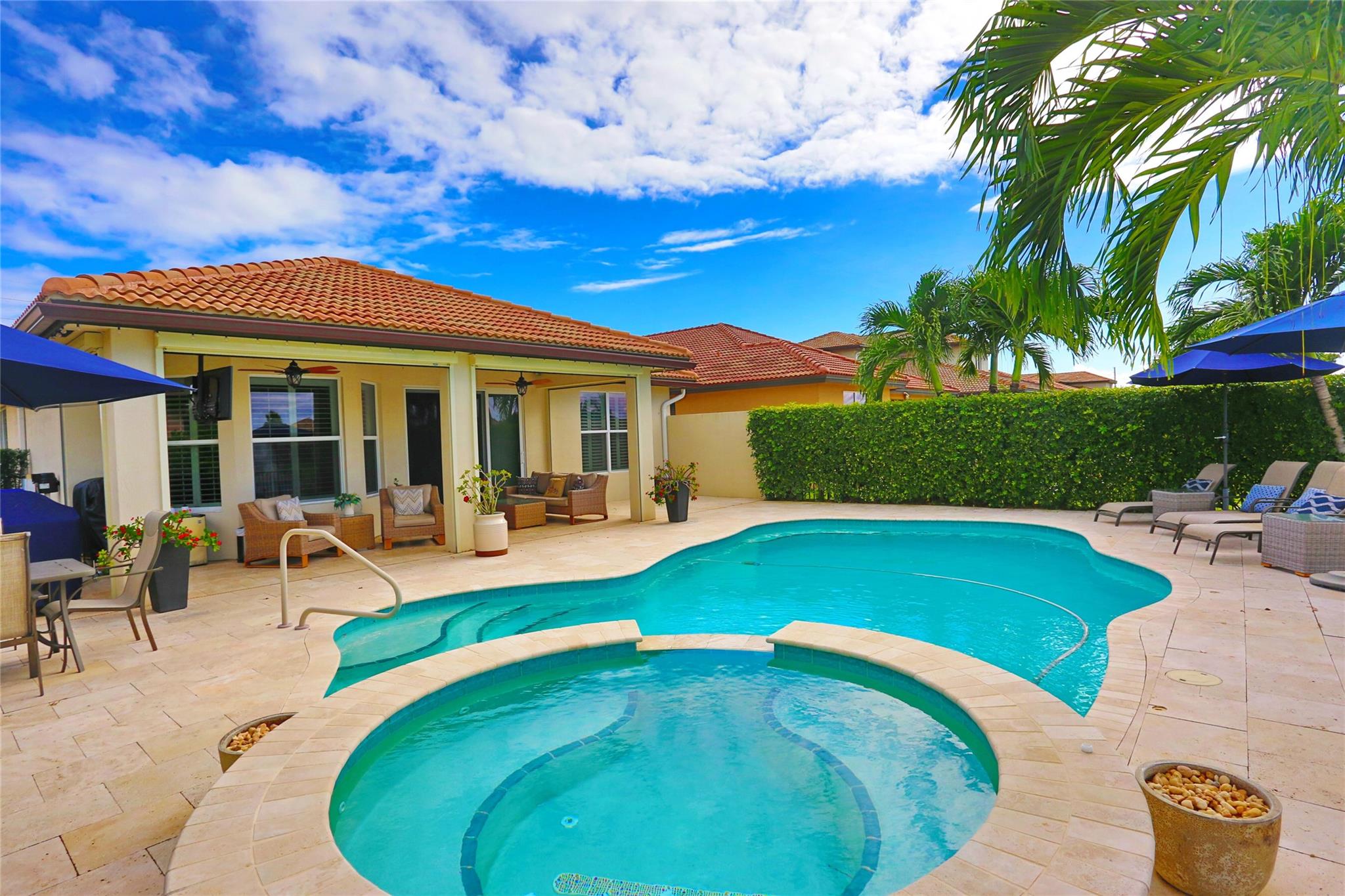 elevated spa    Propane heated