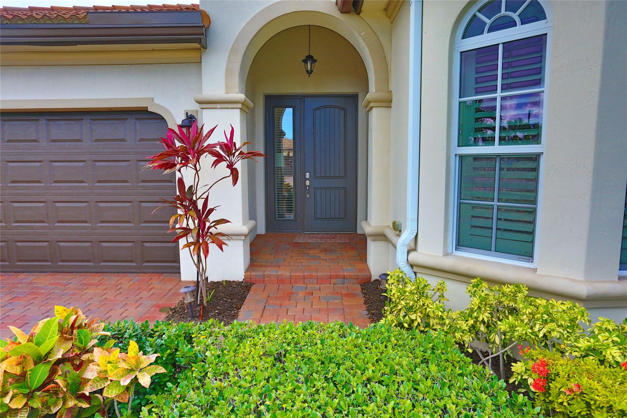 Archways and covered entry