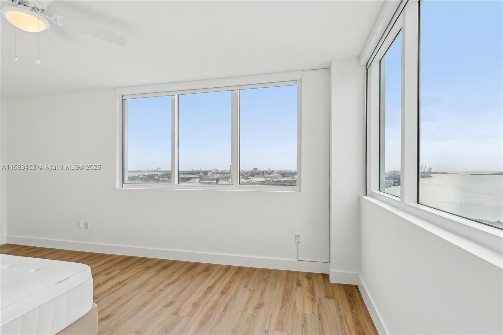 244 Biscayne Blvd #2203, Miami FL 33132