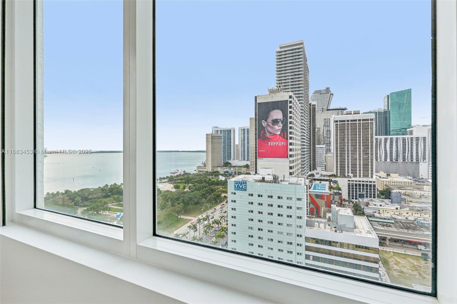 244 Biscayne Blvd #2203, Miami FL 33132